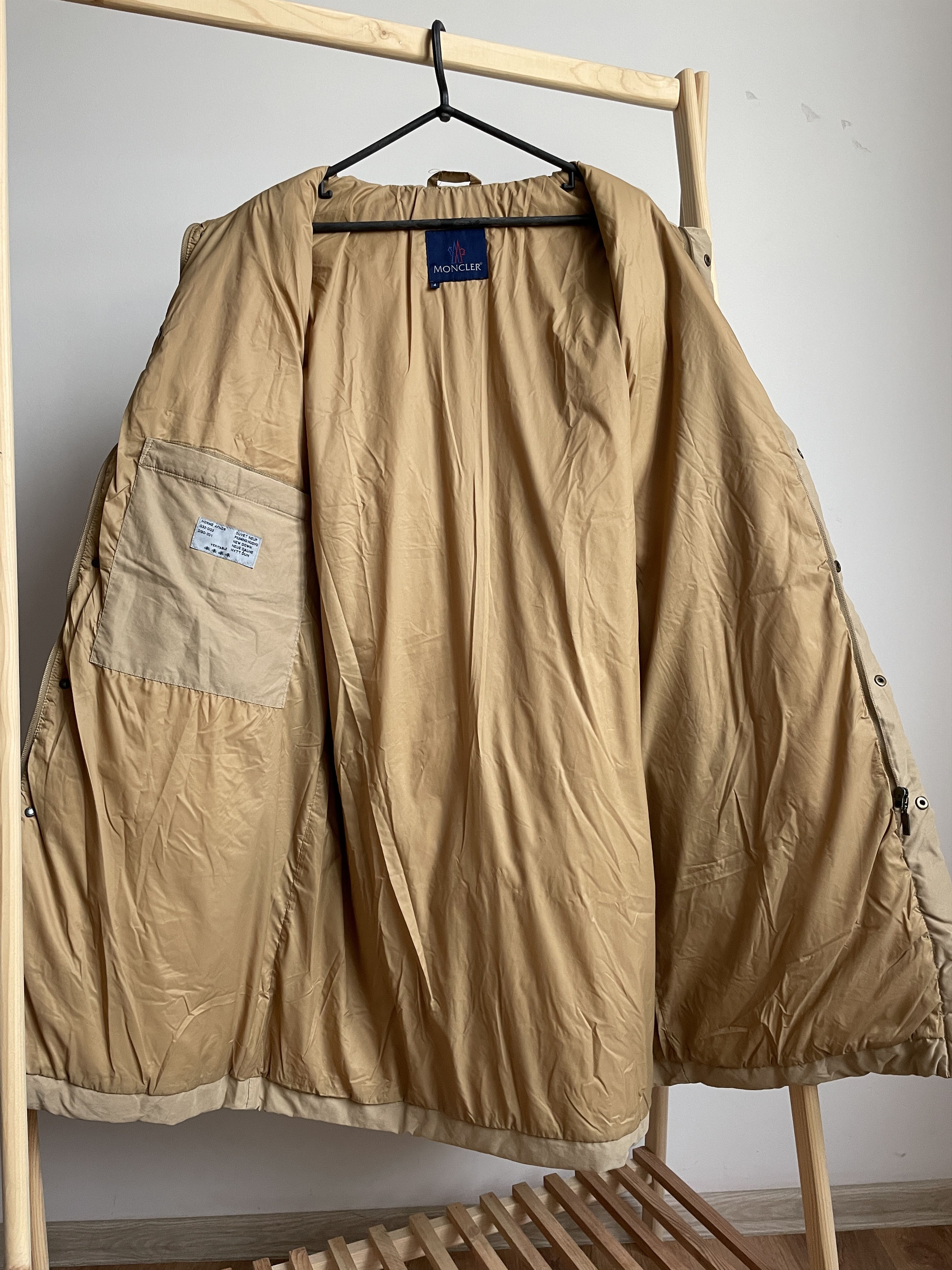 Moncler Moncler Womens Vintage 90's Long Puffer Jacket Size 4 Size XL / US 12-14 / IT 48-50 - 3 Thumbnail
