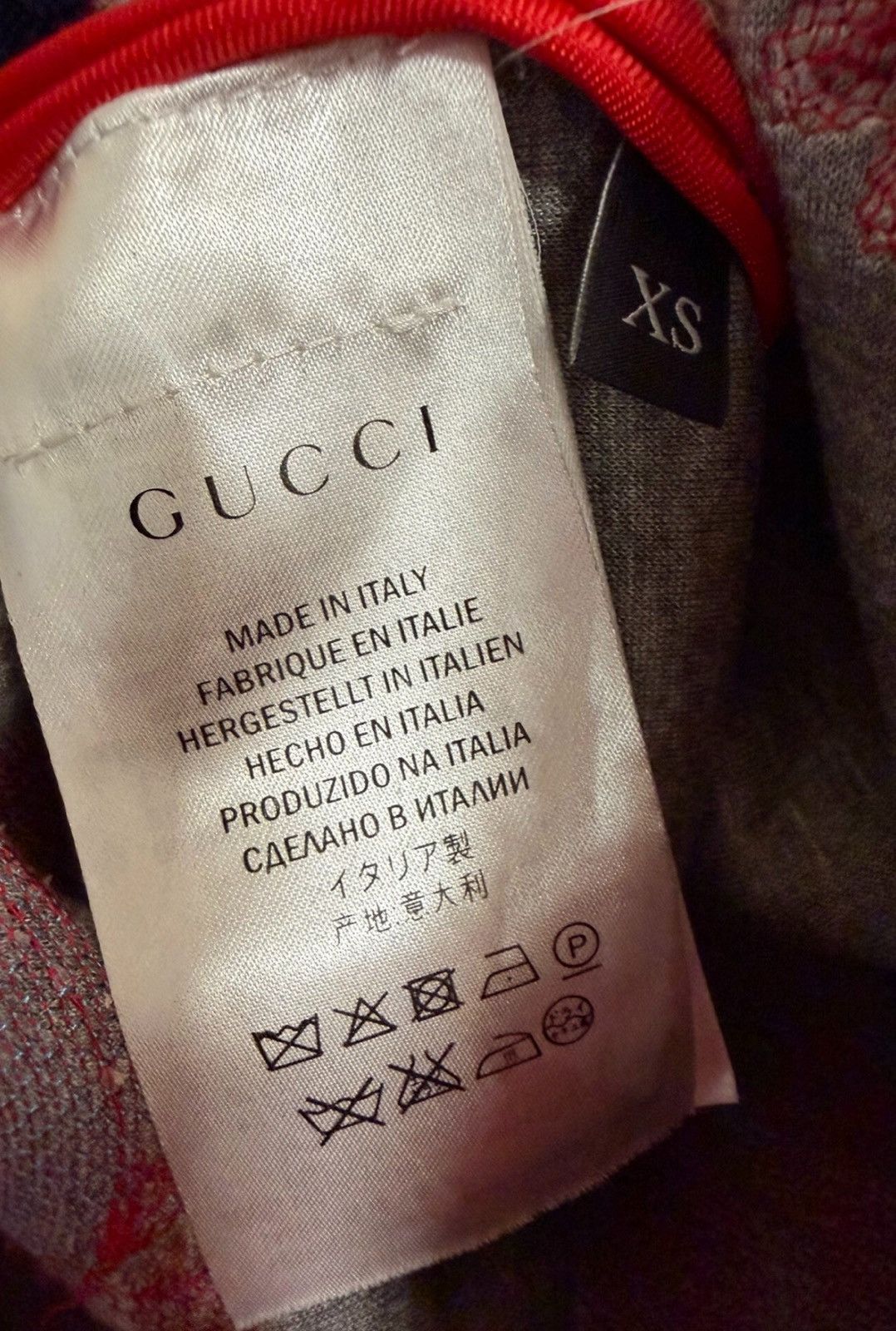 Gucci Gucci Runway Red Gold Thread Embroidered Knit Size US XS / EU 42 / 0 - 5 Thumbnail