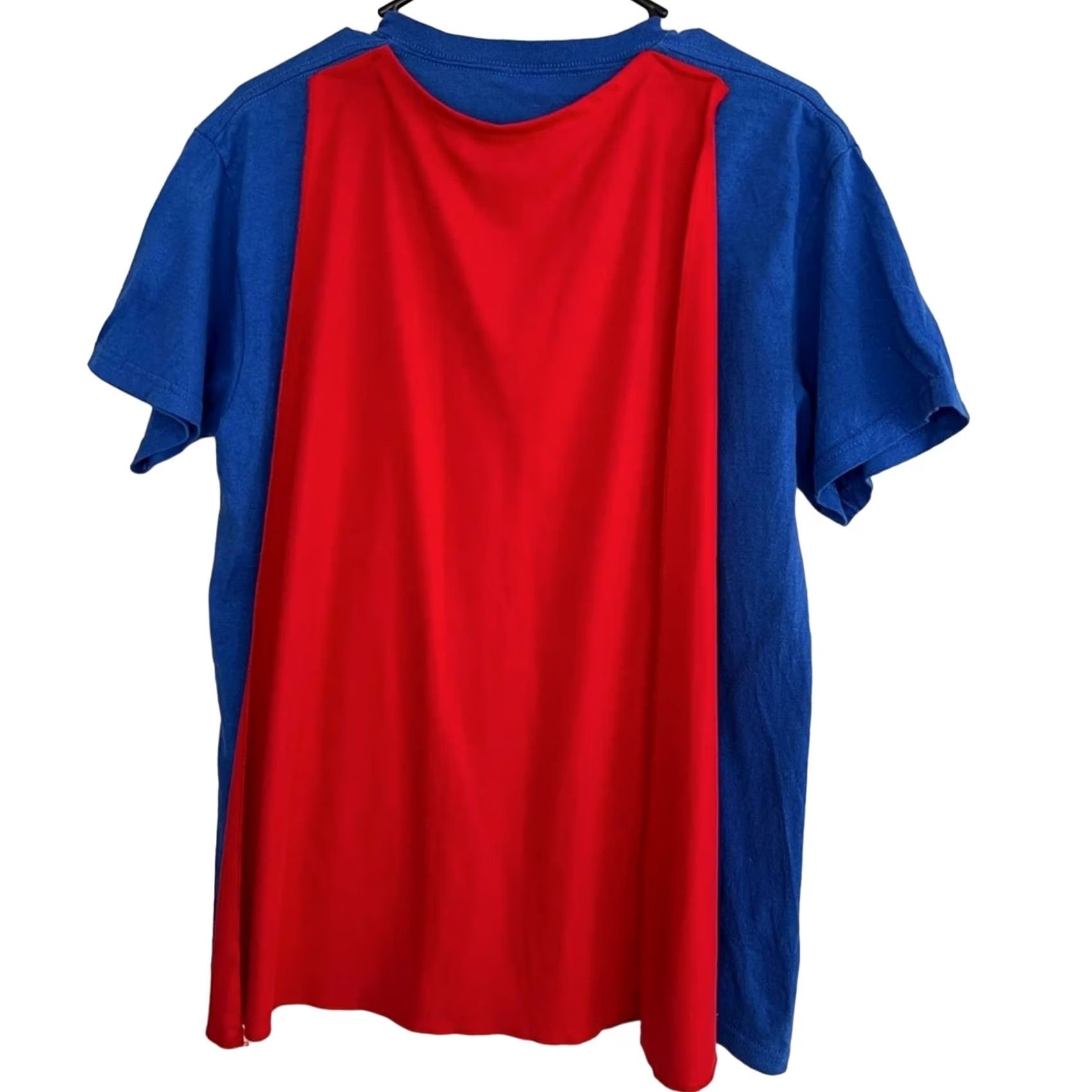 DC Comics DC Comics Superman Graphic T-Shirt Detachable Cape Size Medium Halloween Costume Men Blue Shirt Size US M / EU 48-50 / 2 - 2 Thumbnail