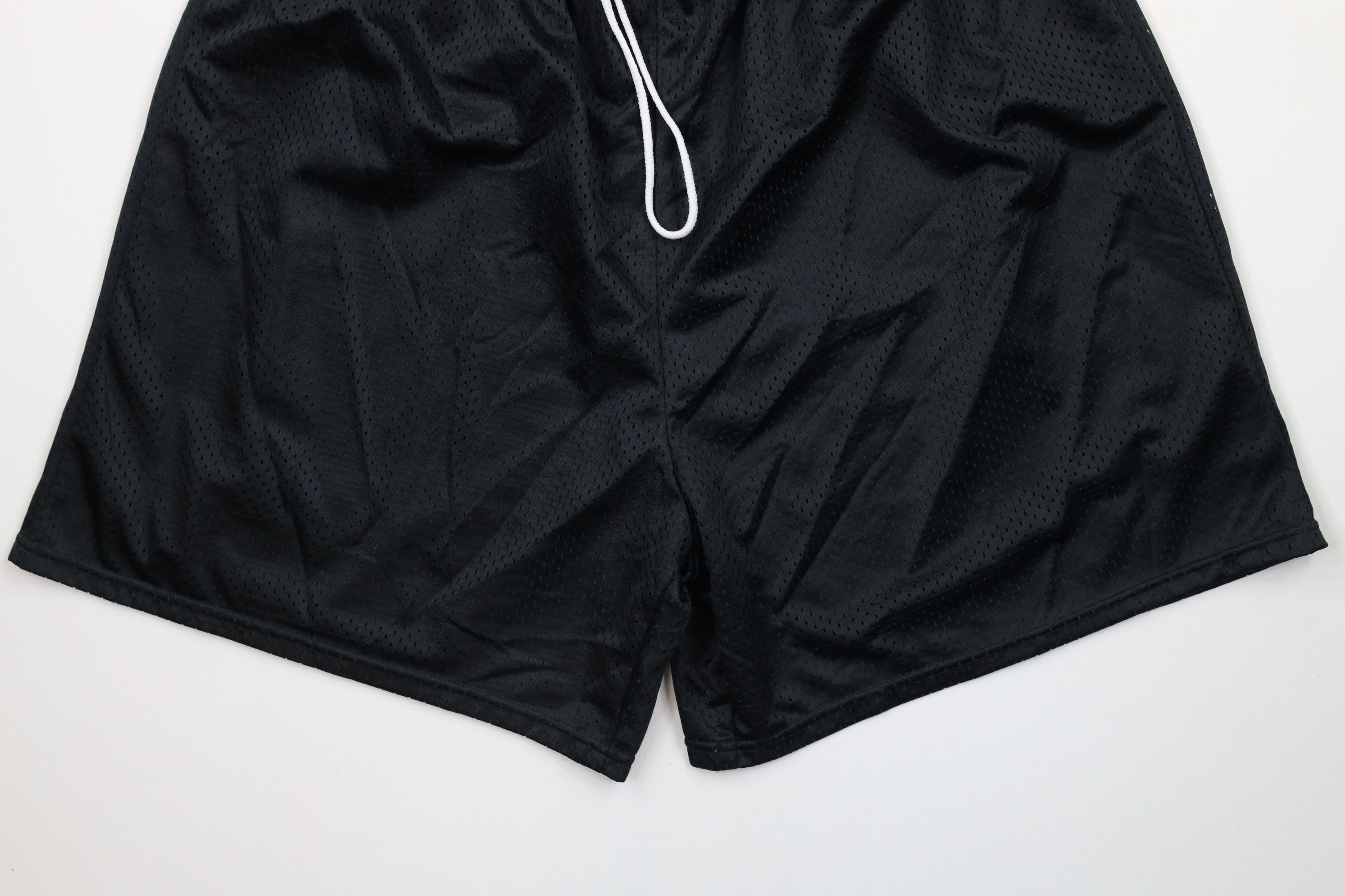 Vintage Vintage 90s Streetwear Above Knee Basketball Shorts Black Size US 36 / EU 52 - 4 Thumbnail