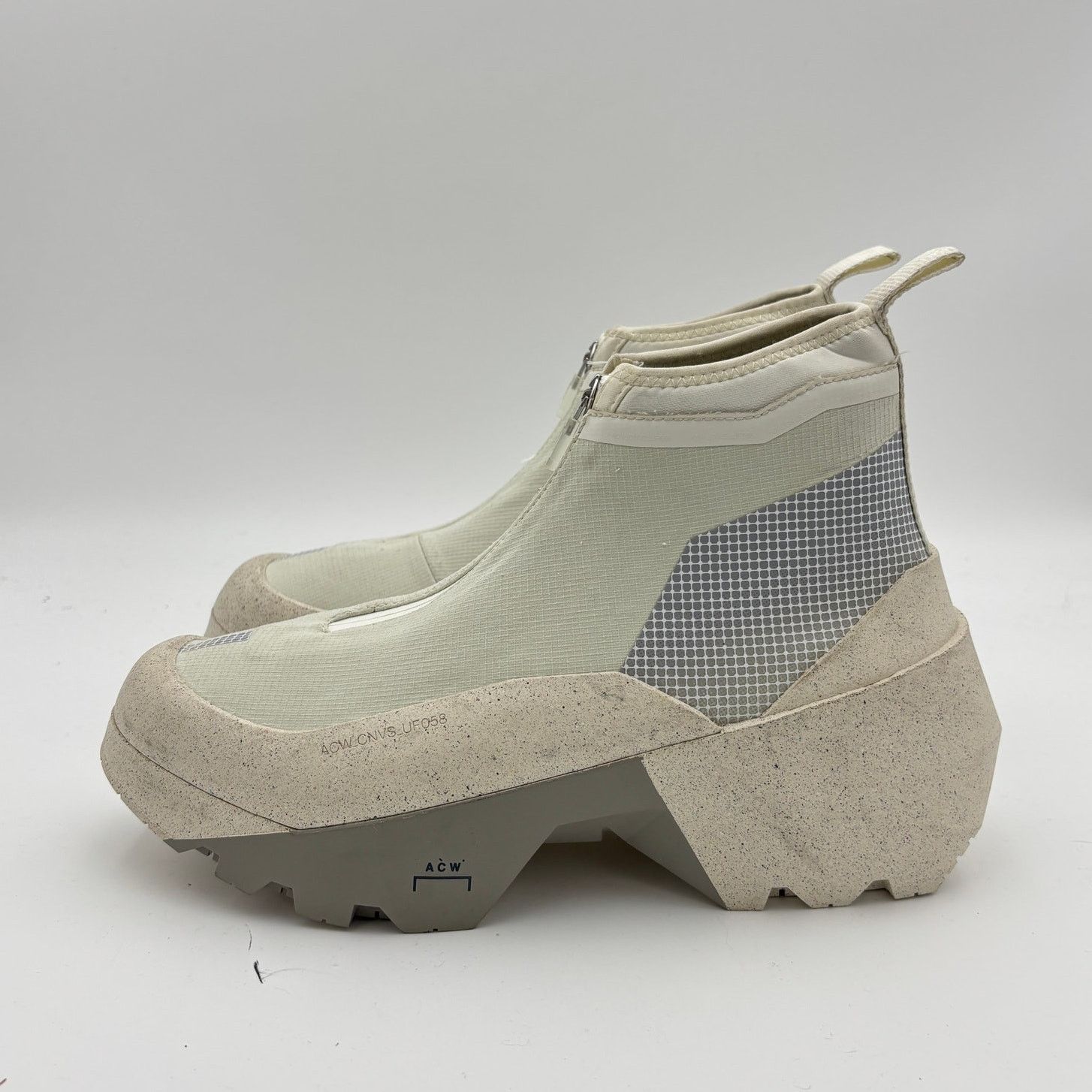 A-COLD-WALL* × Converse Converse A Cold Wall Chuck 70 Geo Sneakers Lily White Mens 9 Size US 9 / EU 42 - 5 Thumbnail