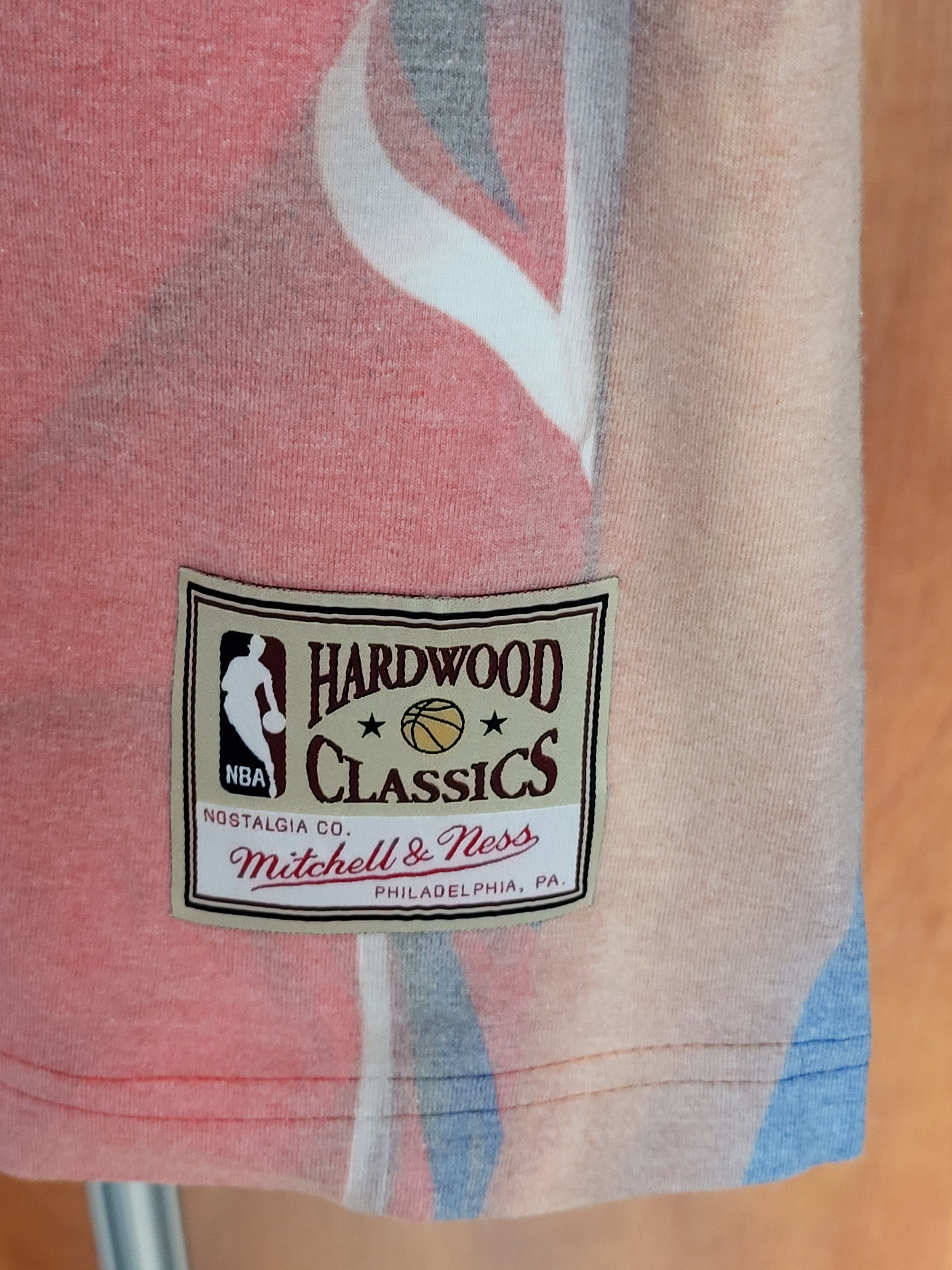 Mitchell & Ness Mitchell & Ness NBA Allen Iverson Phil Sixers T-Shirt Size US L / EU 52-54 / 3 - 4 Thumbnail
