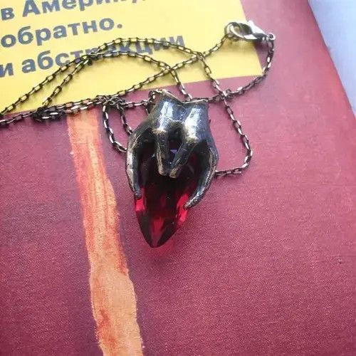 Jewelry Both Hands Necklace Size ONE SIZE - 2 Thumbnail