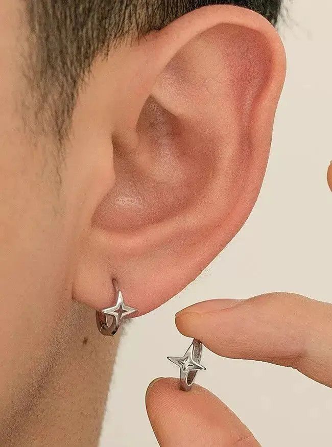 Jewelry × Vintage Retro punk y2k star earrings Size ONE SIZE - 1 Thumbnail