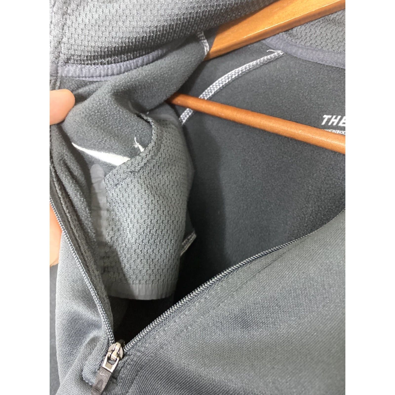 Nike Nike Womens Medium Gray Therma Fit 1/4 Zip Pullover Sweatshirt Size M / US 6-8 / IT 42-44 - 5 Thumbnail