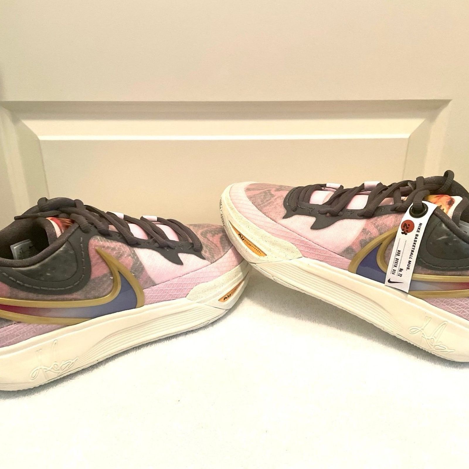 Nike Nike Kyrie Irving 8 All Star Weekend Sneaker Size US 8.5 / EU 41-42 - 4 Thumbnail