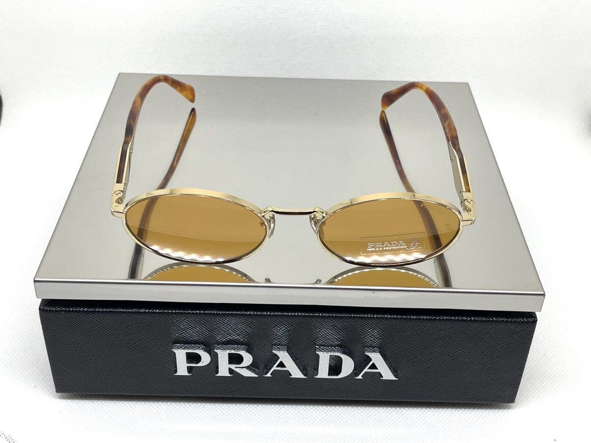 Prada Prada Symbole sunglasses SPR 65ZS ZVN02Z 55. New Collection Size ONE SIZE - 5 Thumbnail