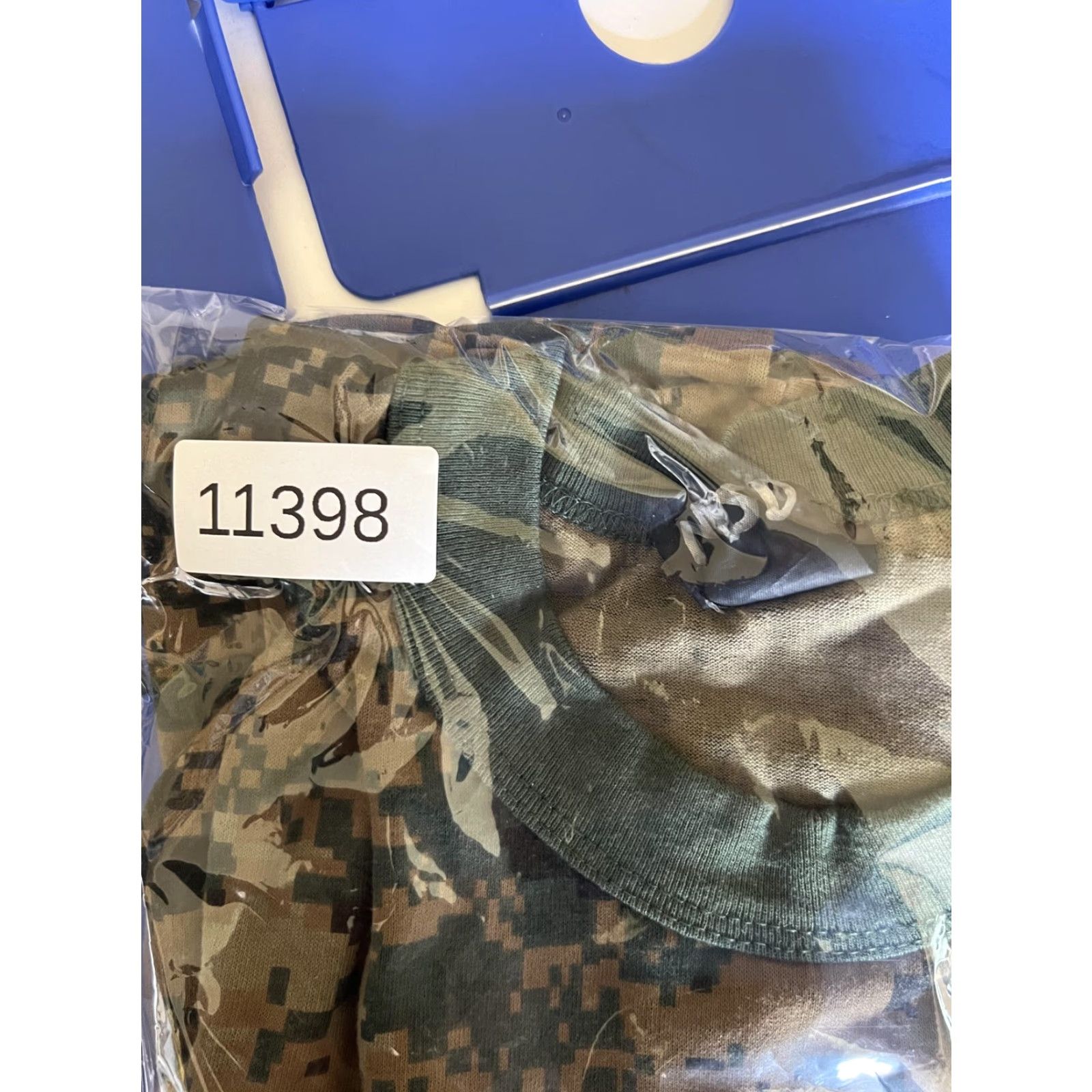 Vintage Vintage Tee Swing Green Camouflage Long Sleeve T-Shirt Mens Large Crew Neck Shirt Camouflage Pattern Fall Cotton Polyester Jersey 50/50 Size US L / EU 52-54 / 3 - 6 Thumbnail