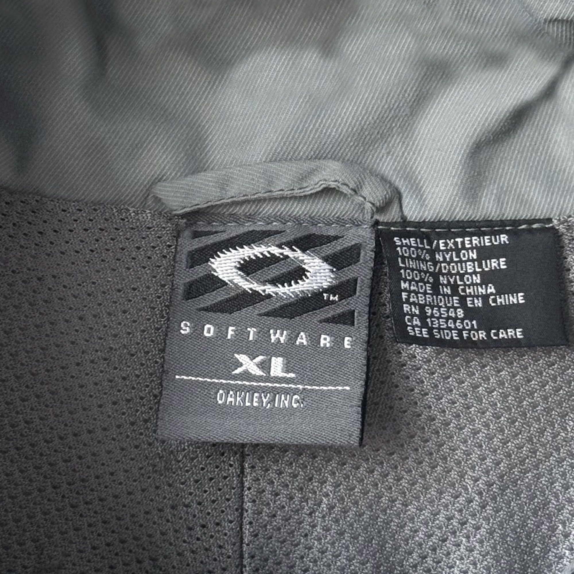 Oakley Oakley Software Vintage Paneled Ventilated Grey Jacket Size US XL / EU 56 / 4 - 6 Thumbnail