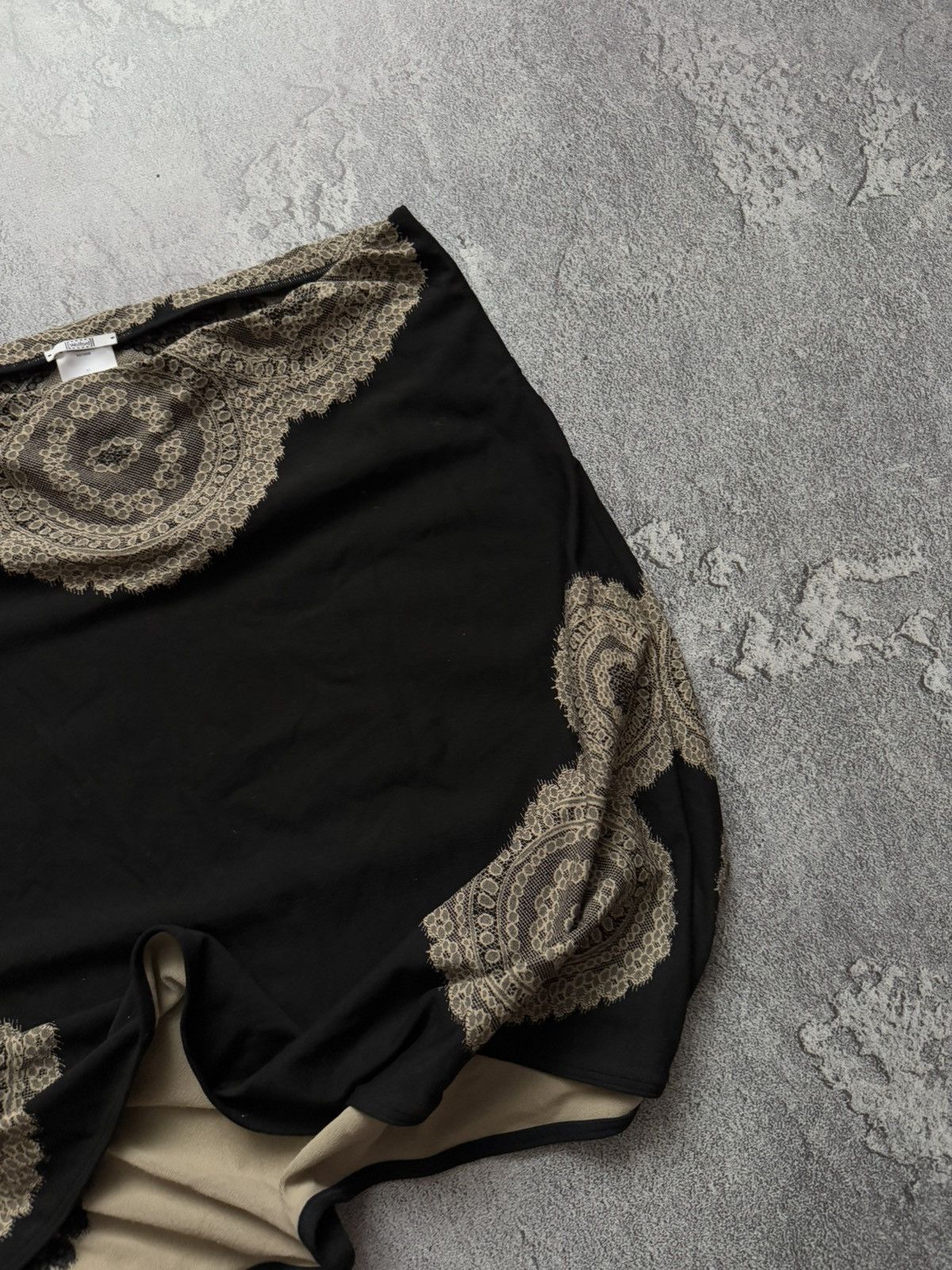 Designer × Wolford Wolford M printed skirt mini Size 26" / US 2 / IT 38 - 3 Thumbnail