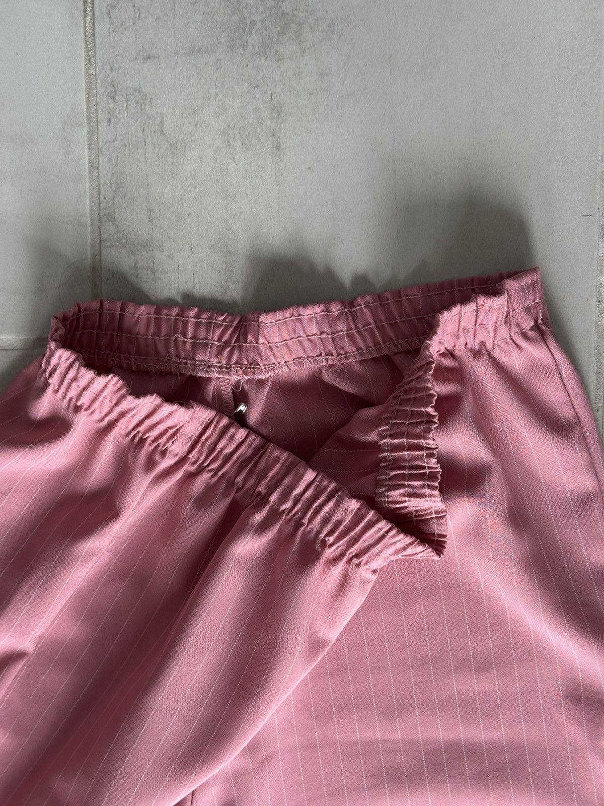 Vintage Pink Pinstripe 70’s Pants Size 36" / US 14 / IT 50 - 3 Thumbnail