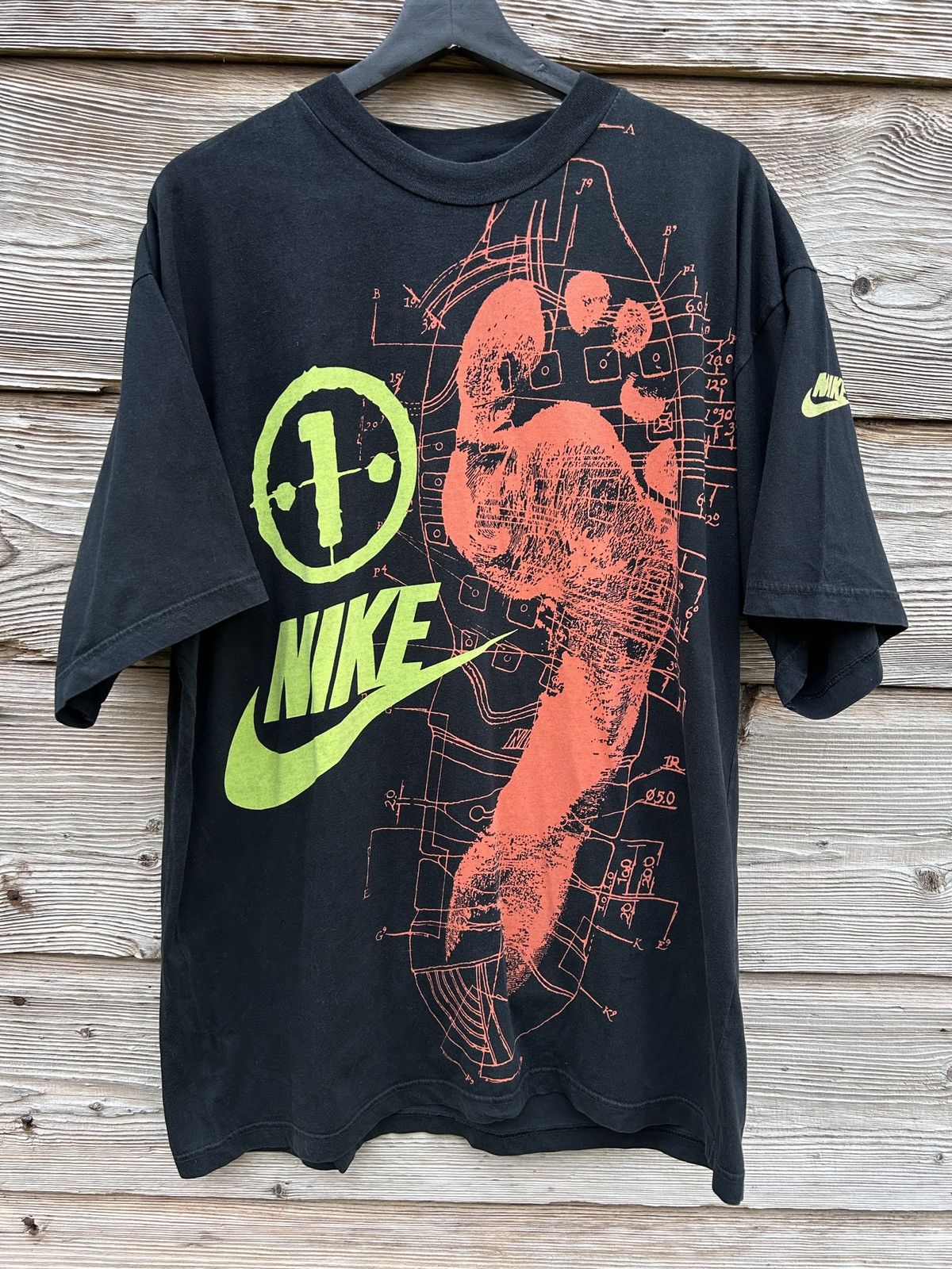 Nike 90s Vintage Nike Footprint Big Logo Archive T-Shirt Size US XL / EU 56 / 4 - 1 Thumbnail