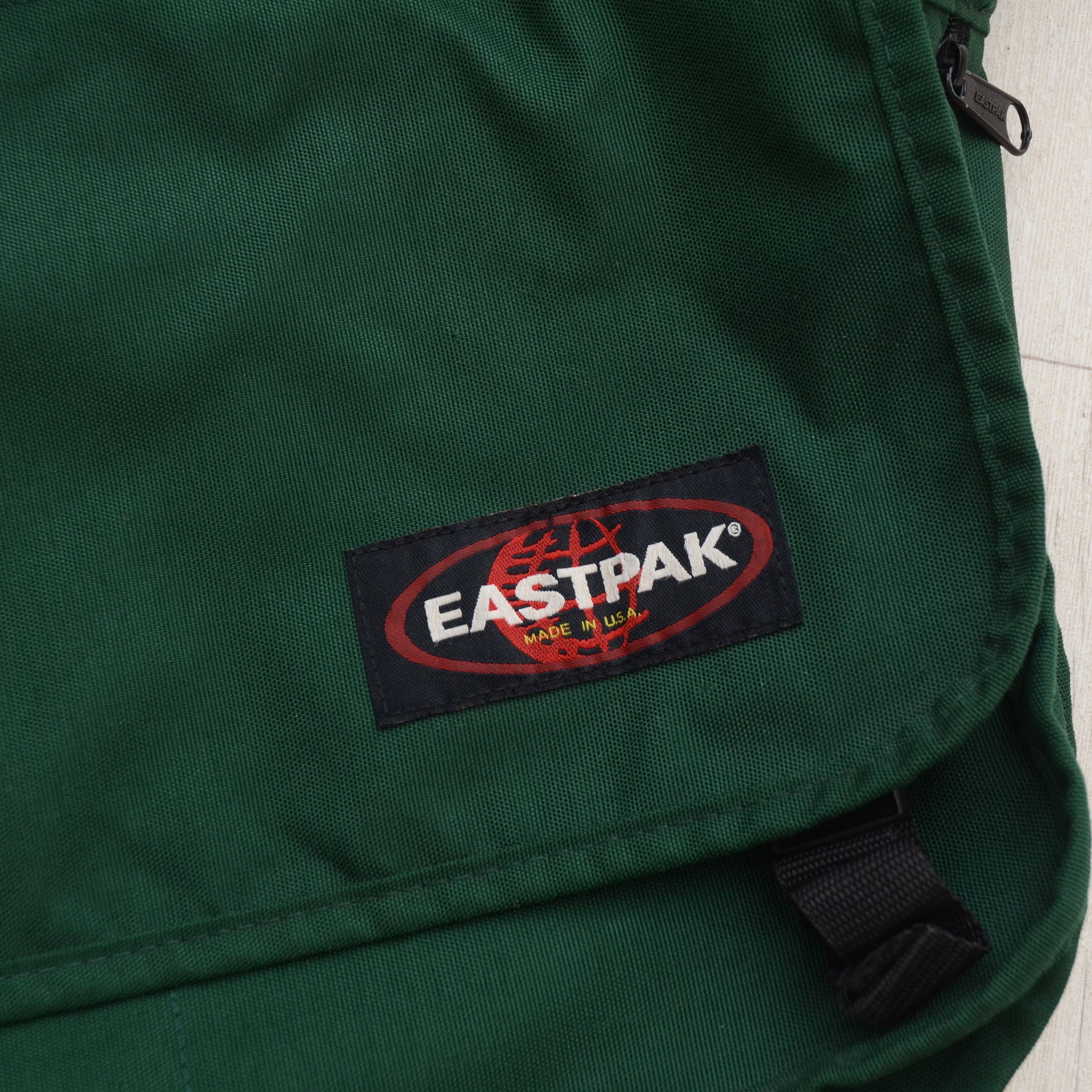 Eastpak Vintage Eastpak Teal Green Nylon Zipper Adjustable Made USA Size ONE SIZE - 4 Thumbnail