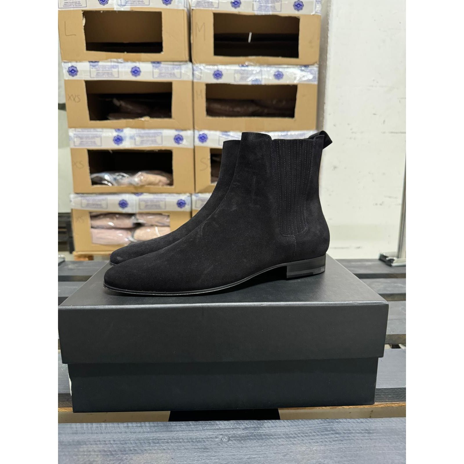o1alsimx924 361165 Suede Bootie in Black