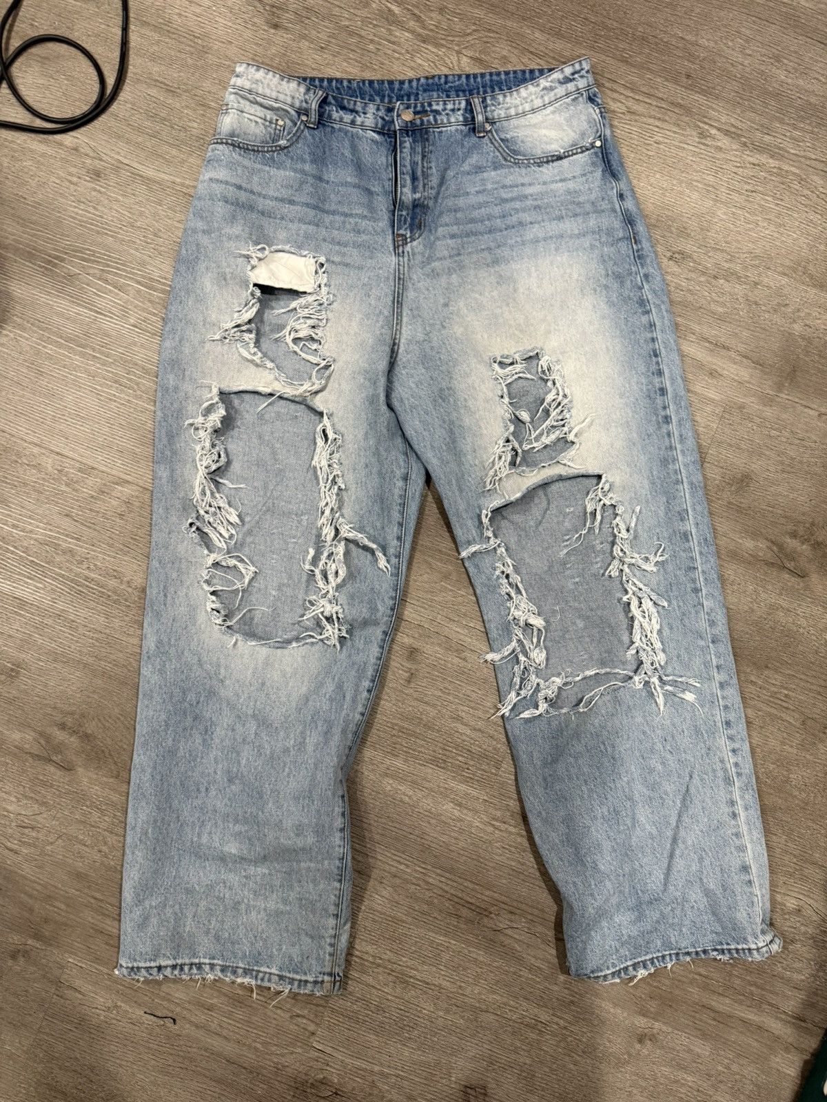 basketcase gallery BASKETCASE GALLERY DISTRESSED BAGGY JEANS