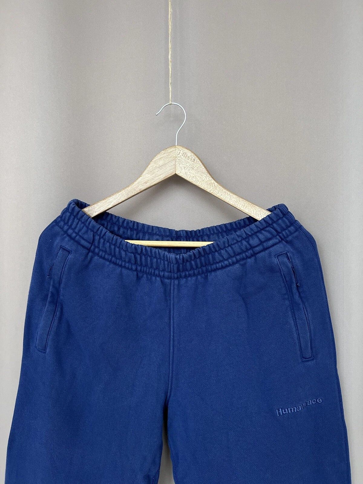 Adidas Adidas Pharrell Williams Humanrace Sweatpants Mens Size M Size US 34 / EU 50 - 2 Thumbnail
