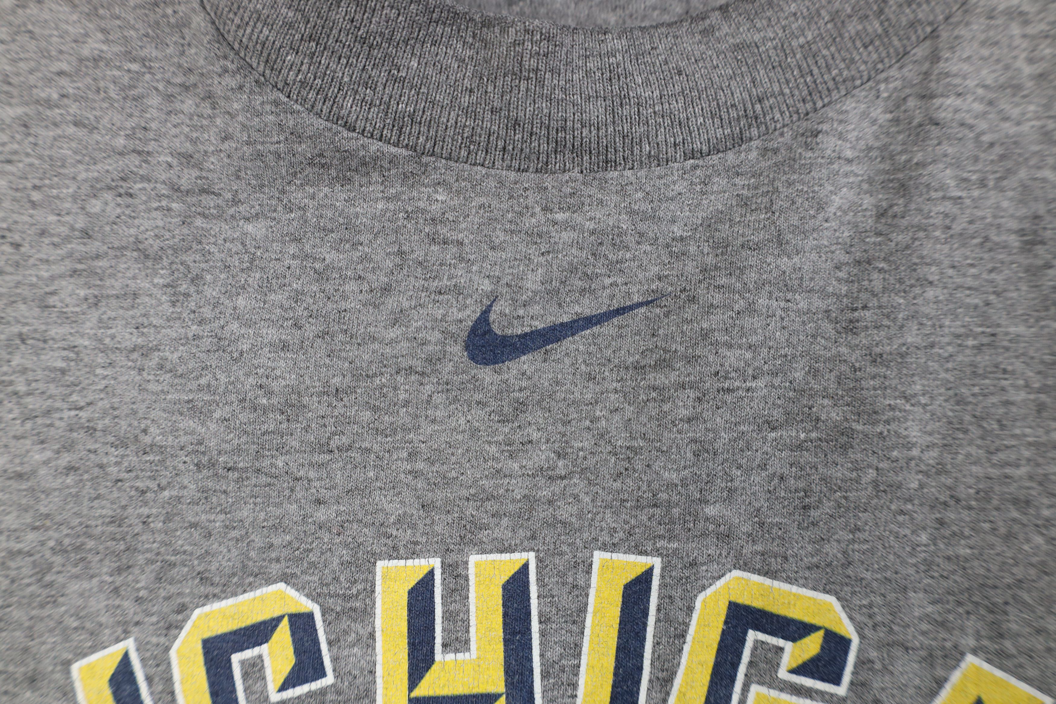 Nike Vintage Nike Swoosh University of Michigan Football T-Shirt Size US L / EU 52-54 / 3 - 5 Thumbnail