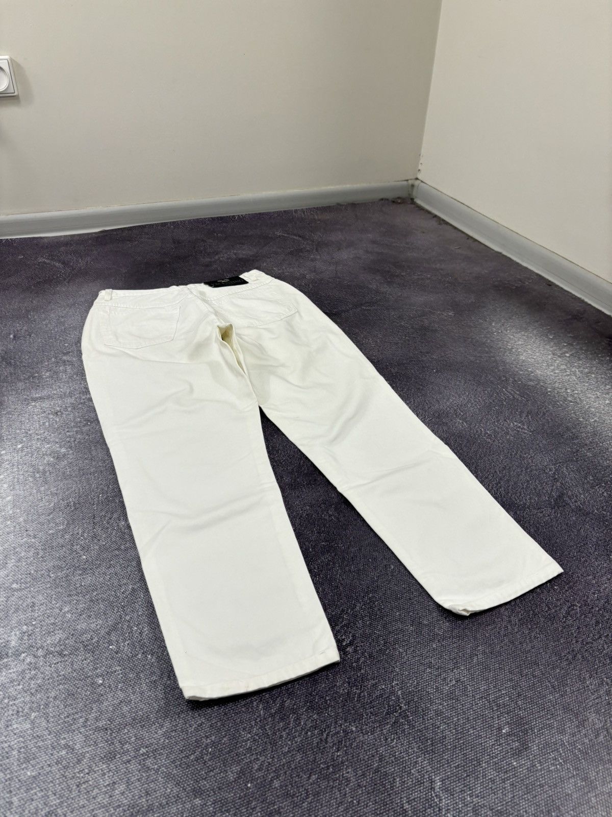 Valentino Vintage Valentino Women’s White Italian Luxury Pants Jeans Size 30" / US 8 / IT 44 - 5 Thumbnail
