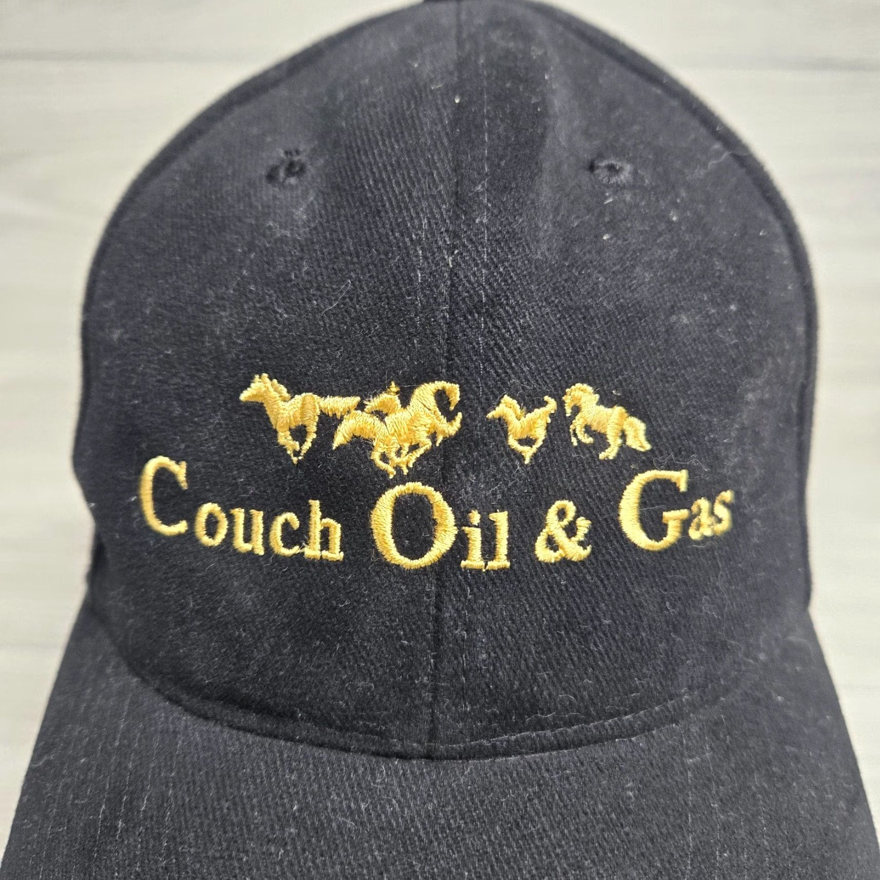 GAS Couch Oil & Gas Horse Logo Black Adjustable Hat Cap Adult Casual Hat Men One Size Black Horse Logo Adjustable Cap Casual Baseball Hat Size ONE SIZE - 2 Thumbnail