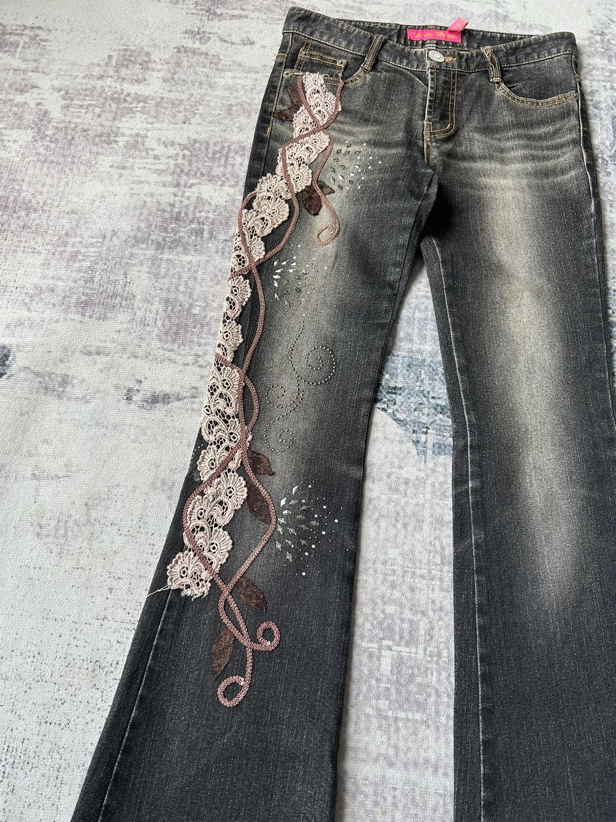 If Six Was Nine Lucy Pearl Flared Jeans Size US 29 - 5 Thumbnail