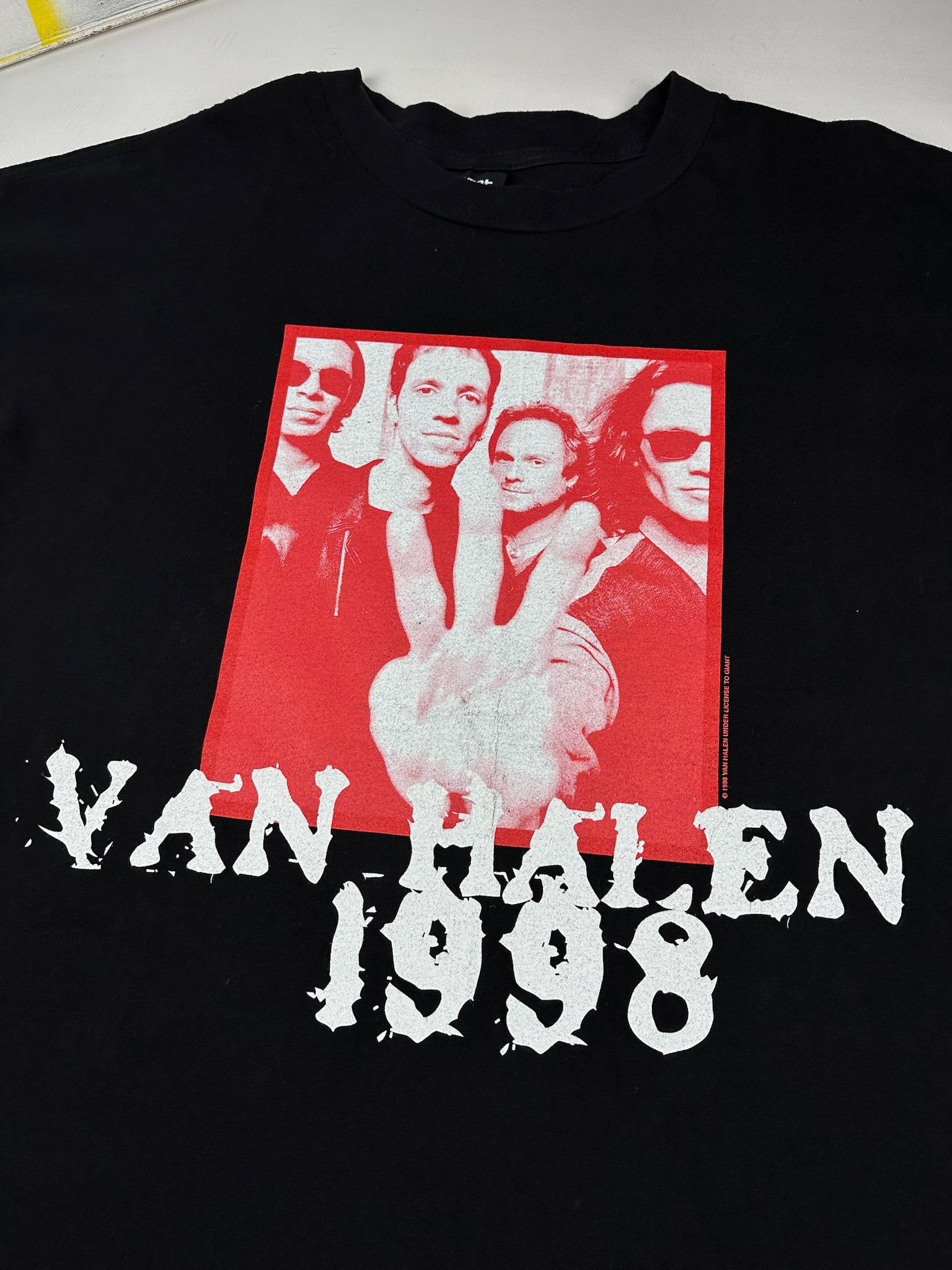 Band Tees Vintage 1998 Van Halen '3 Tour' Band T-Shirt Size XL Size US XL / EU 56 / 4 - 2 Thumbnail