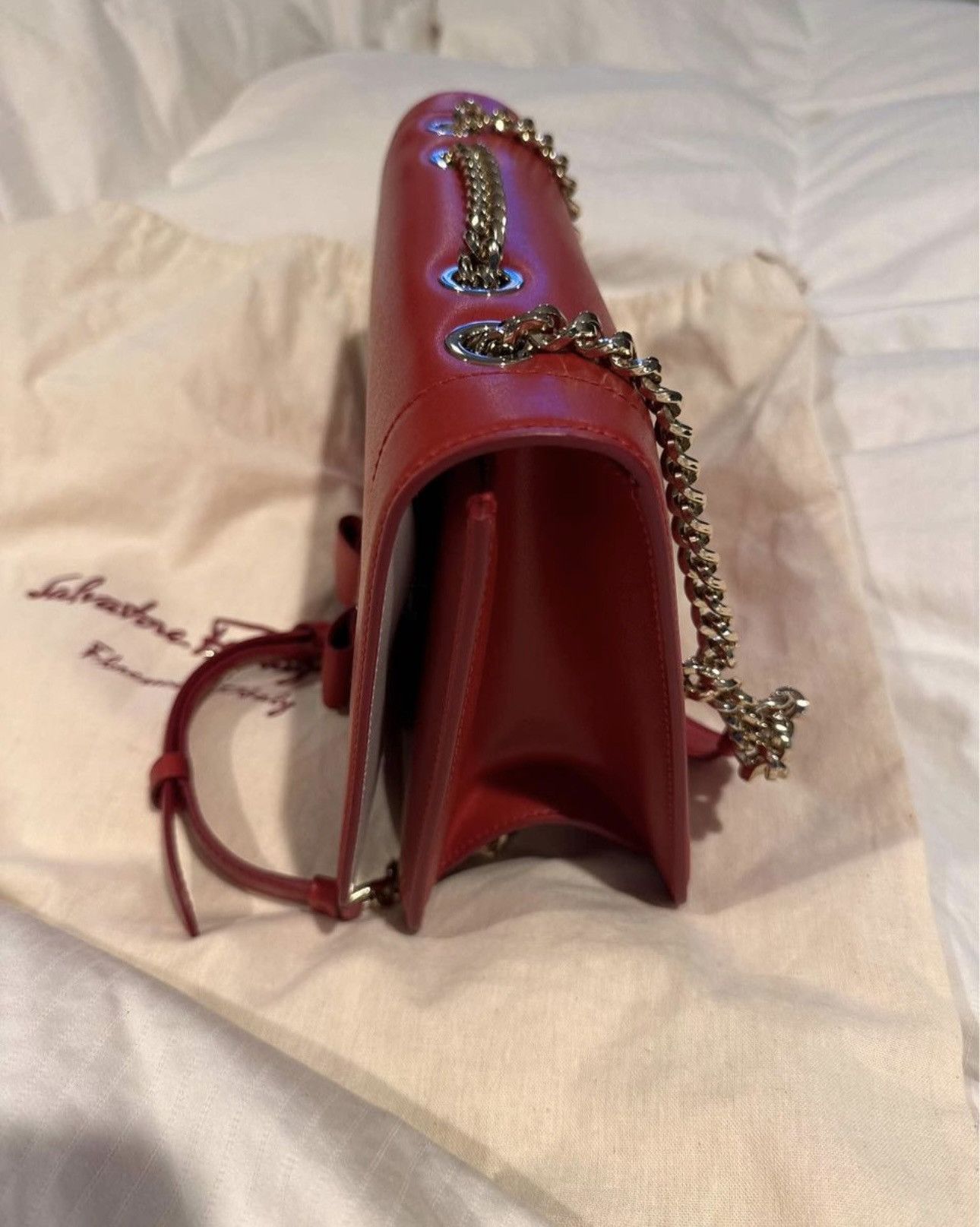 Salvatore Ferragamo Ferragamo Ladies Red Vara Bow Flap Shoulder Bag Size ONE SIZE - 7 Thumbnail