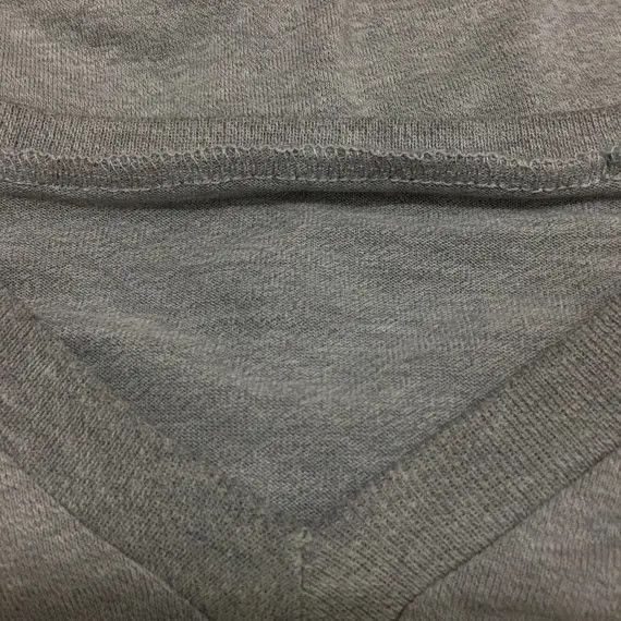 Hang Ten Vintage HANG TEN 80s Surfing V Neck Gray Tee Shirts Hawaii Size US S / EU 44-46 / 1 - 4 Thumbnail