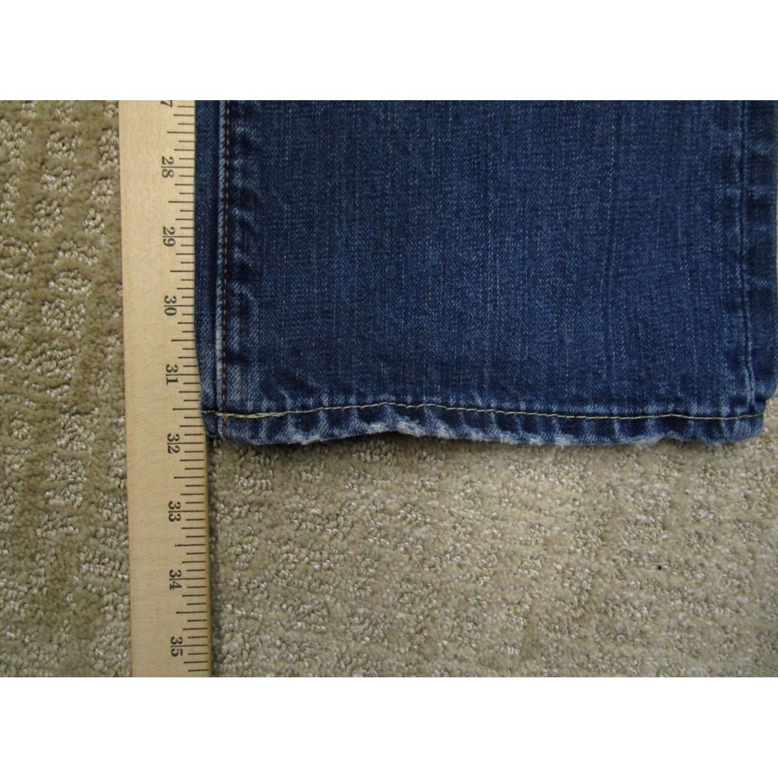 Abercrombie & Fitch Abercrombie & Fitch Jeans Men 31x32 Blue Button Fly Distressed Dark Wash Jeans Size US 31 - 7 Thumbnail