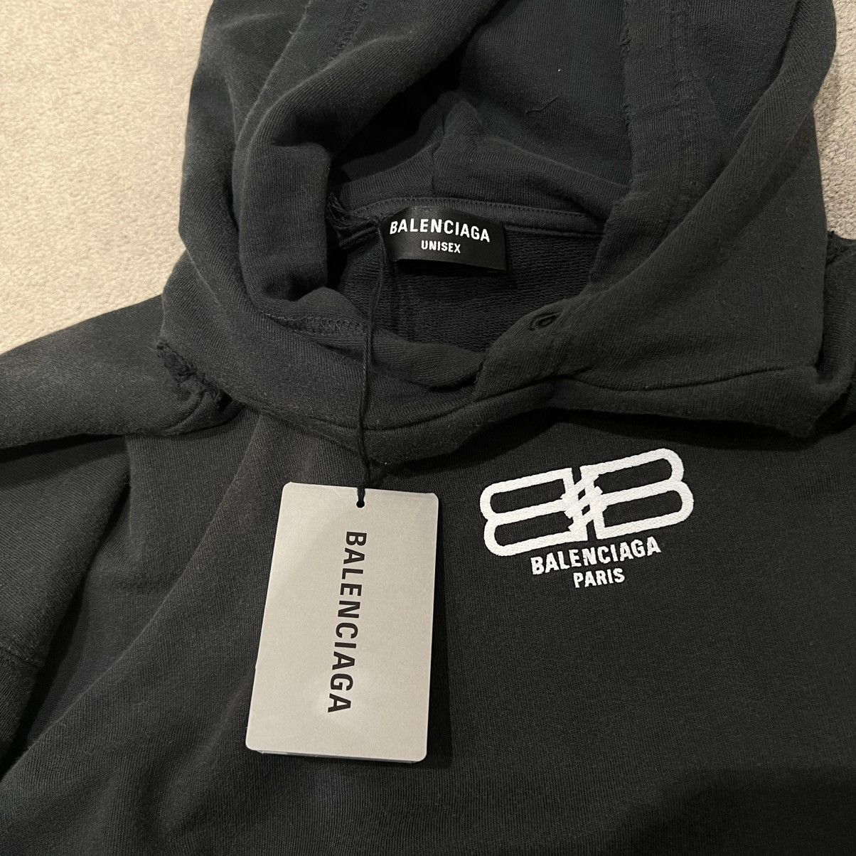 Balenciaga Balenciaga Oversized Distressed Hoodie Size US L / EU 52-54 / 3 - 4 Thumbnail