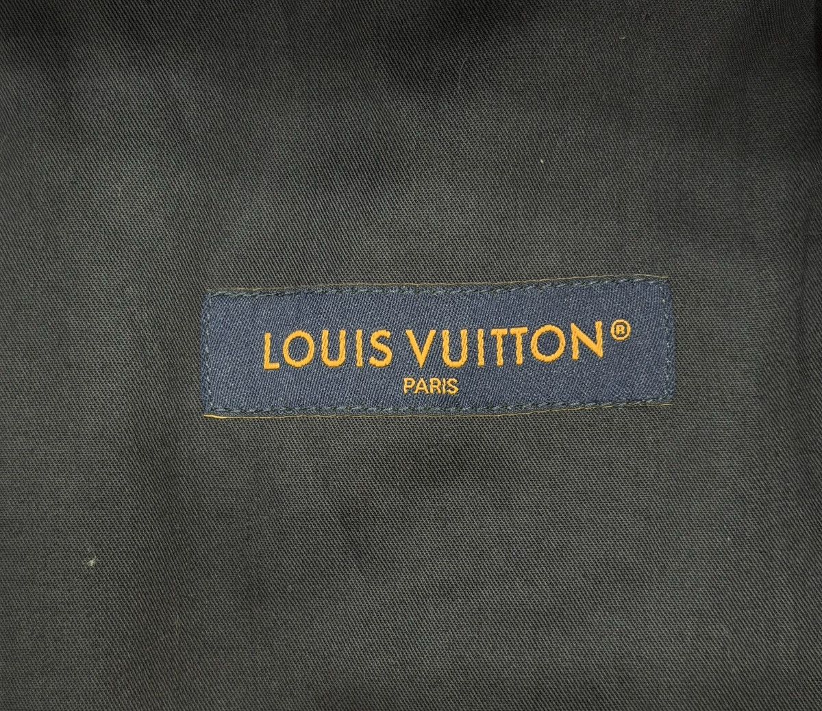 Louis Vuitton Louis Vuitton Pharrell 56 Portrait Embroidered Denim Jacket Size US XL / EU 56 / 4 - 5 Thumbnail