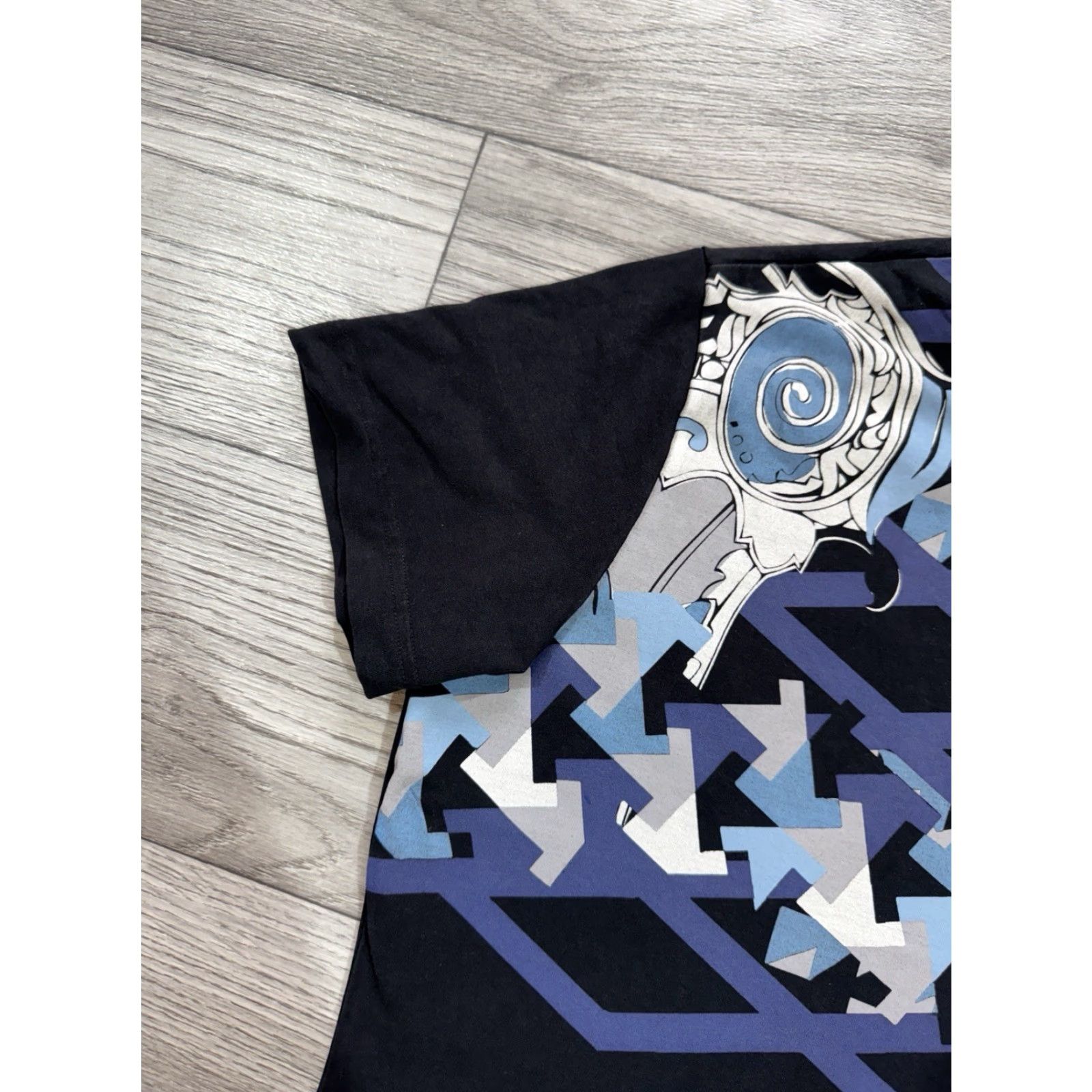 Versace Jeans Couture Versace Jeans Shirt Mens Large Navy Graphic Print Short Sleeve T-Shirt Size US L / EU 52-54 / 3 - 3 Thumbnail