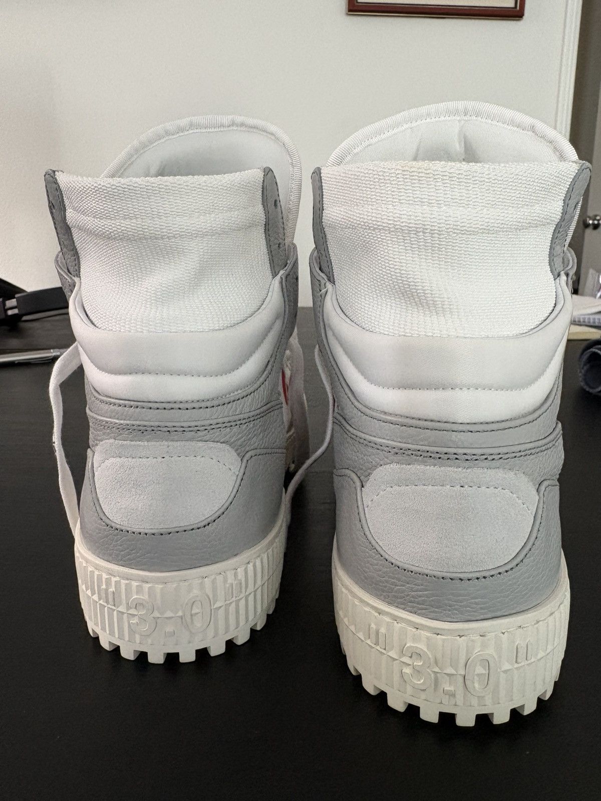 Off-White Off-White Off-Court High top leather sneaker size 43 Size US 9.5 / EU 42-43 - 4 Thumbnail