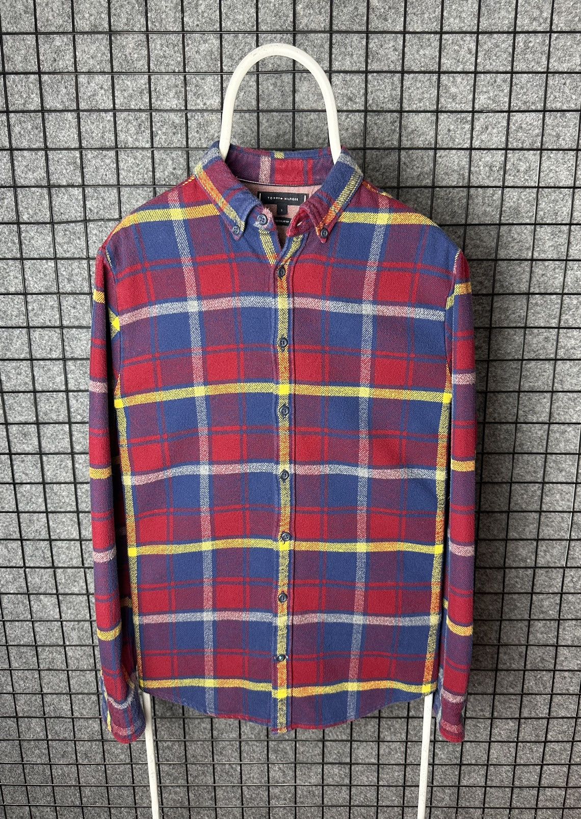 Tommy Hilfiger × Tommy Jeans Tommy Hilfiger Regular Fit Plaid Long Sleeve Shirt Size S Size US S / EU 44-46 / 1 - 1 Thumbnail