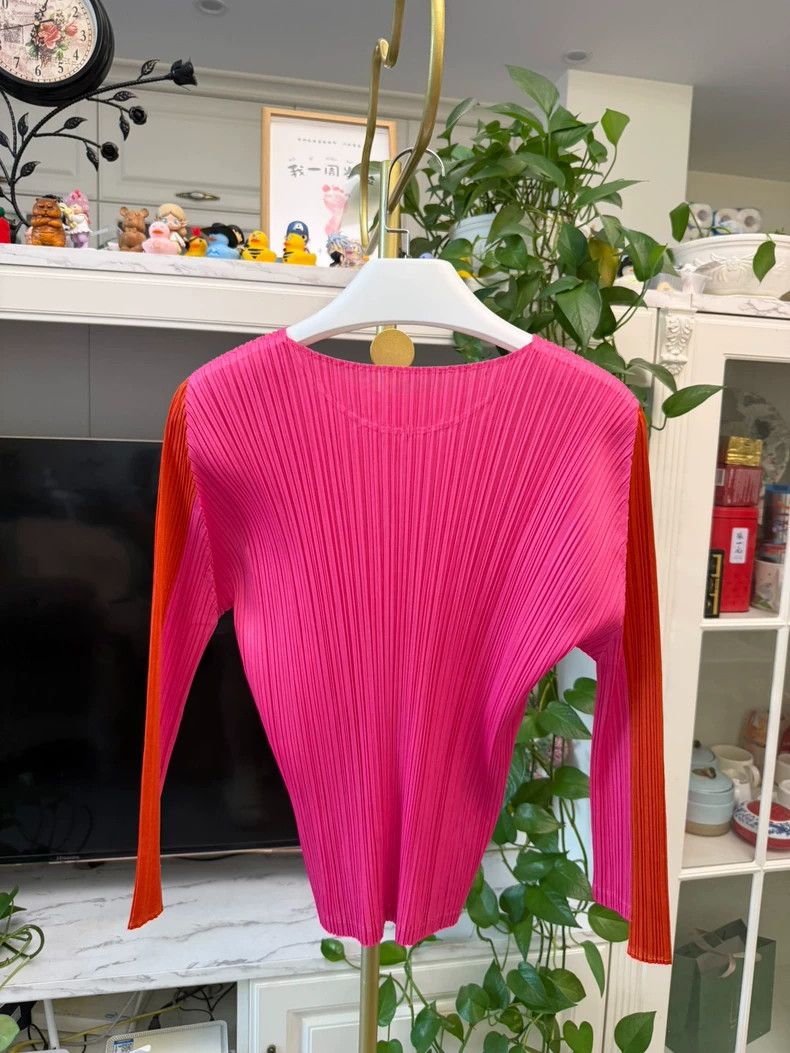 Issey Miyake Issey Miyake size:3 Pink pleated top Size XS / US 0-2 / IT 36-38 - 5 Thumbnail