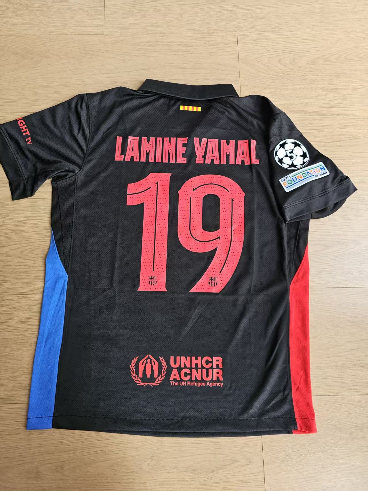 Other 2025 UEFA Champions Barcelona #19 Lamine Yamal Jersey Away Size US M / EU 48-50 / 2 - 1 Thumbnail