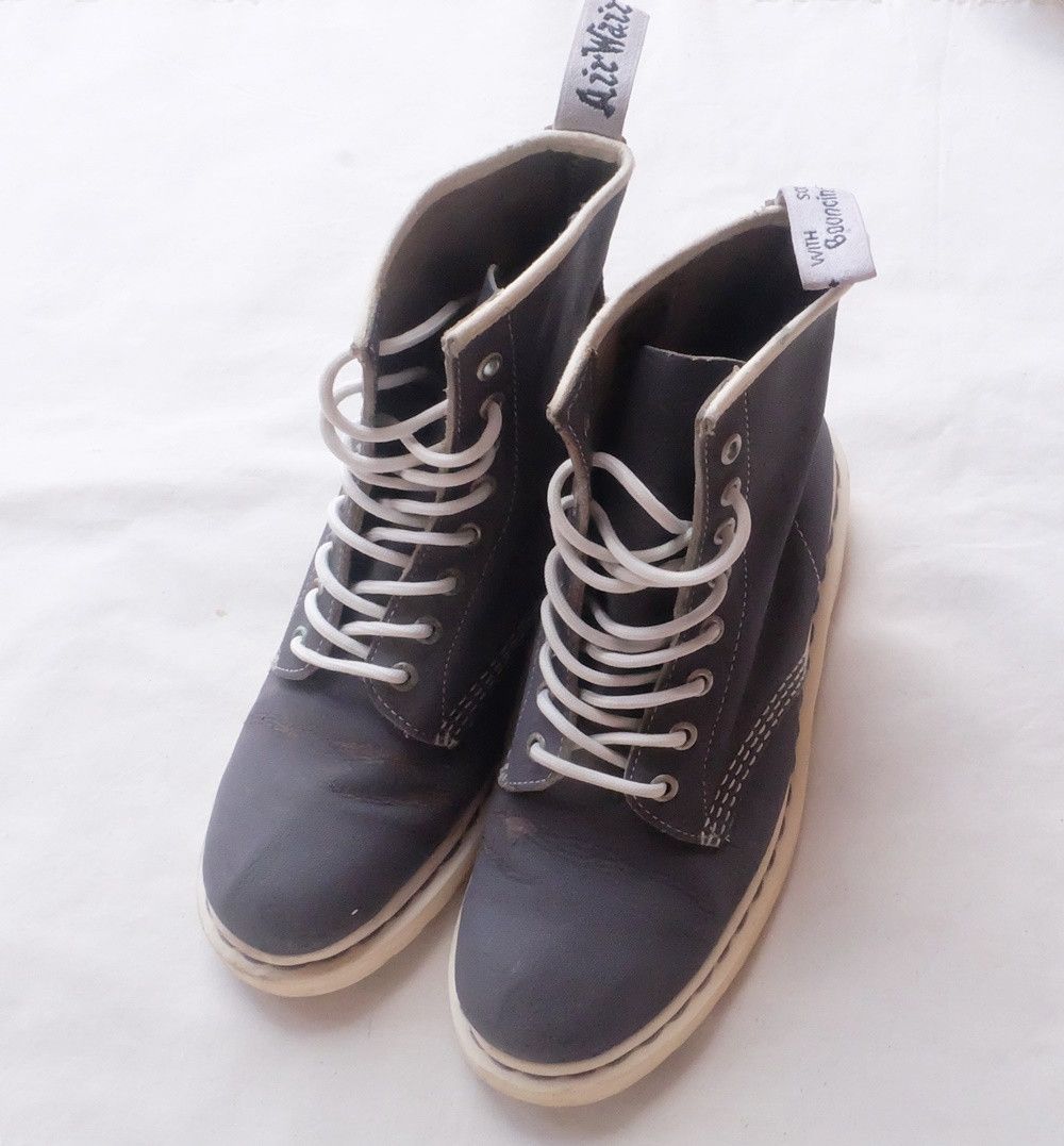Dr. Martens Dr. Martens 13450 Boots Size US 8 / EU 41 - 1 Thumbnail