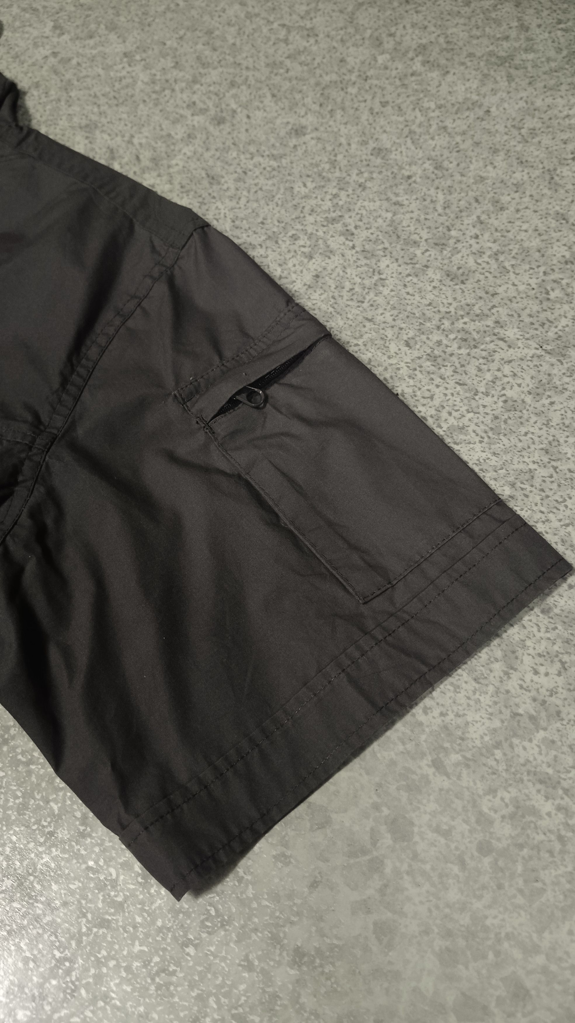 Airwalk Rare Vintage Airwalk Short Sleeve Windbreaker Size US L / EU 52-54 / 3 - 4 Thumbnail