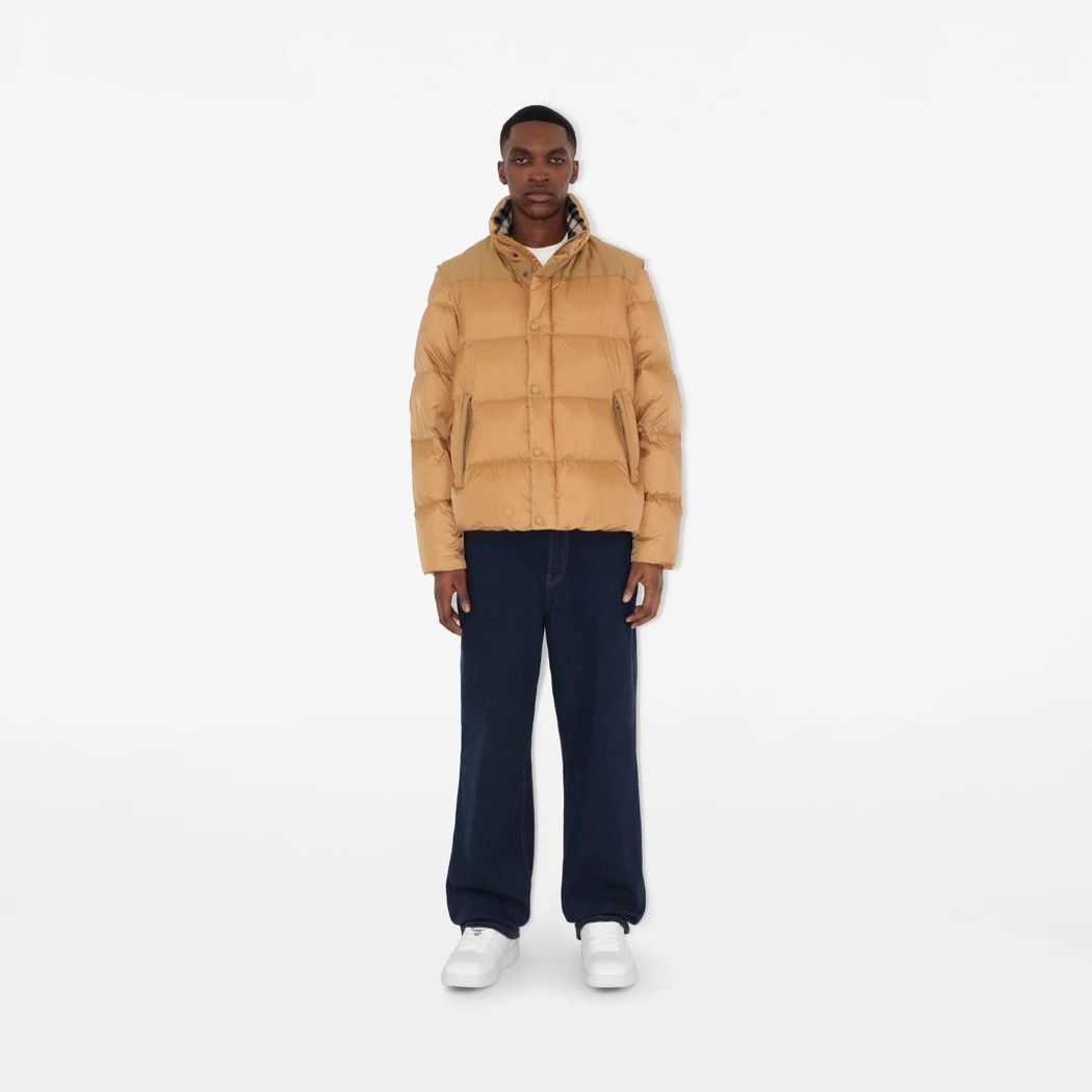 Burberry o1w1db10824 Detachable Sleeve Nylon Puffer Jacket in Honey Size US L / EU 52-54 / 3 - 5 Thumbnail
