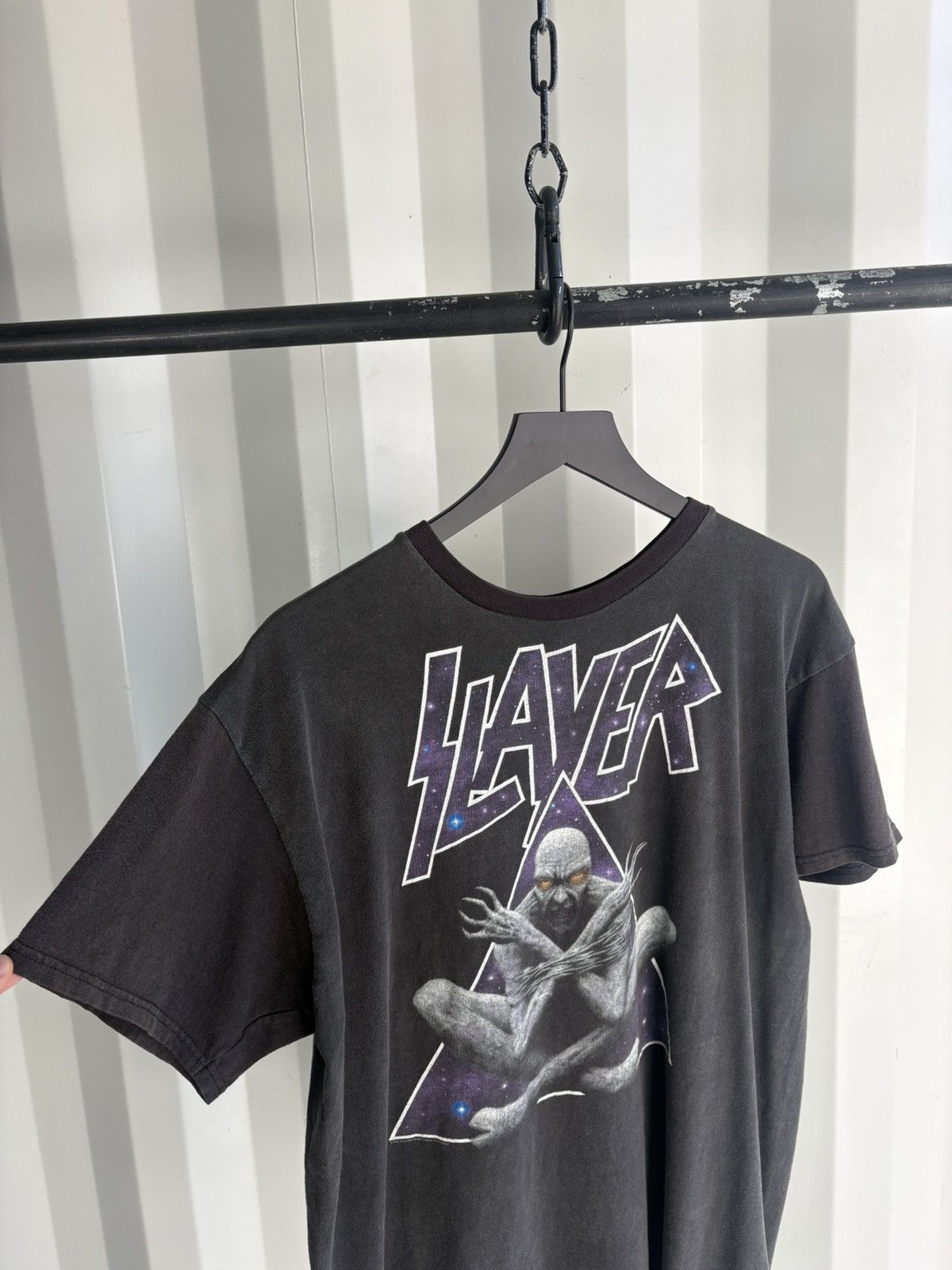 Band Tees Vintage Slayer Repaired Faded Distressed Shirt GRUNGE Band Size US XL / EU 56 / 4 - 3 Thumbnail