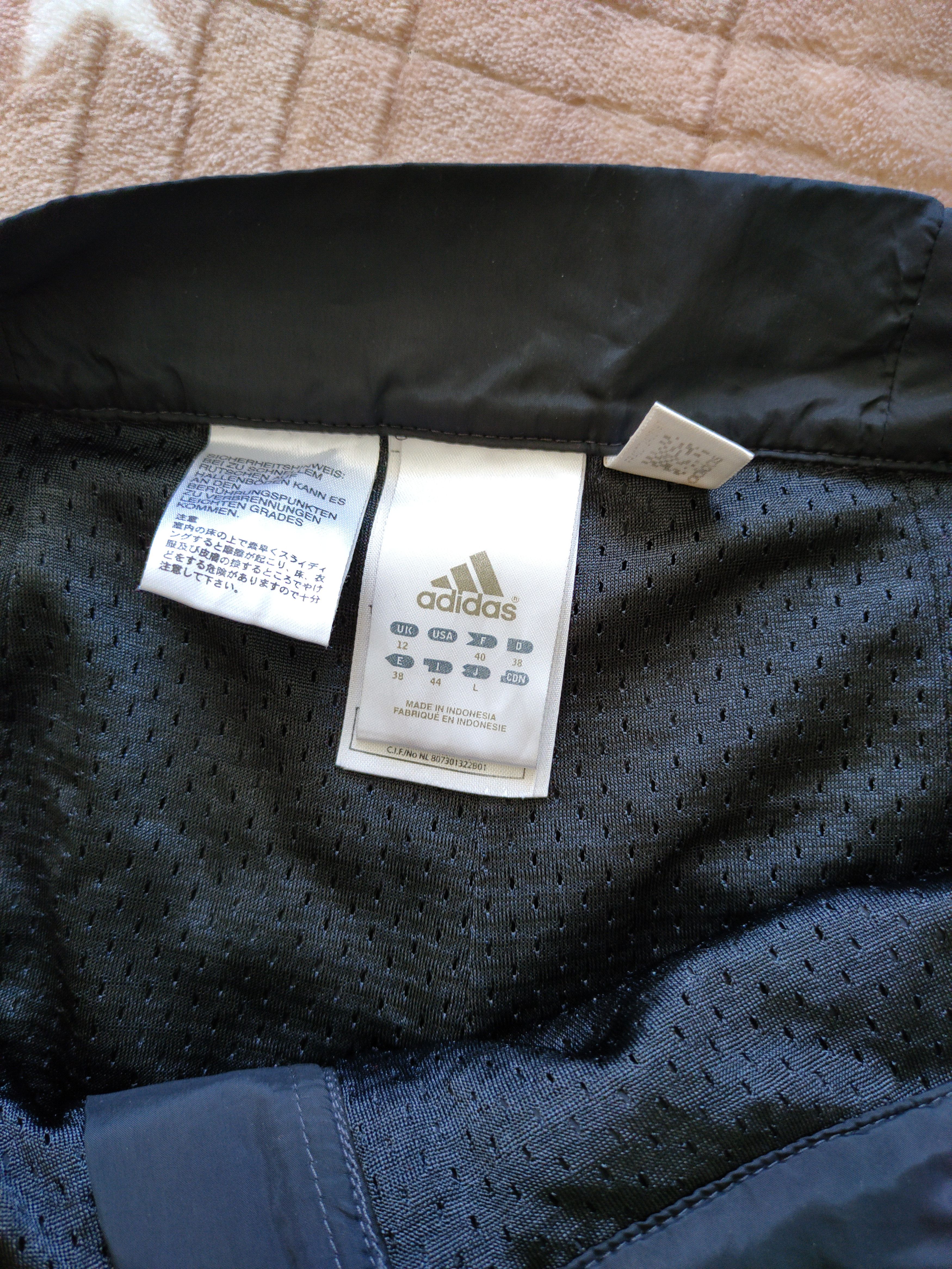 Adidas Vintage Adidas Woman's flared fashion sports pants M Size 30" / US 8 / IT 44 - 8 Thumbnail