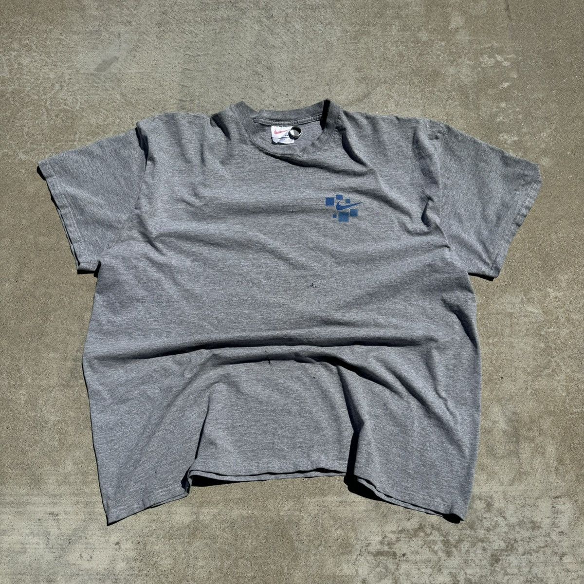 JNCO × Nike × Stussy Vintage 90s Grey Nike Swoosh Graphic Tee Baggy Skater XXL Size US XXL / EU 58 / 5 - 1 Thumbnail