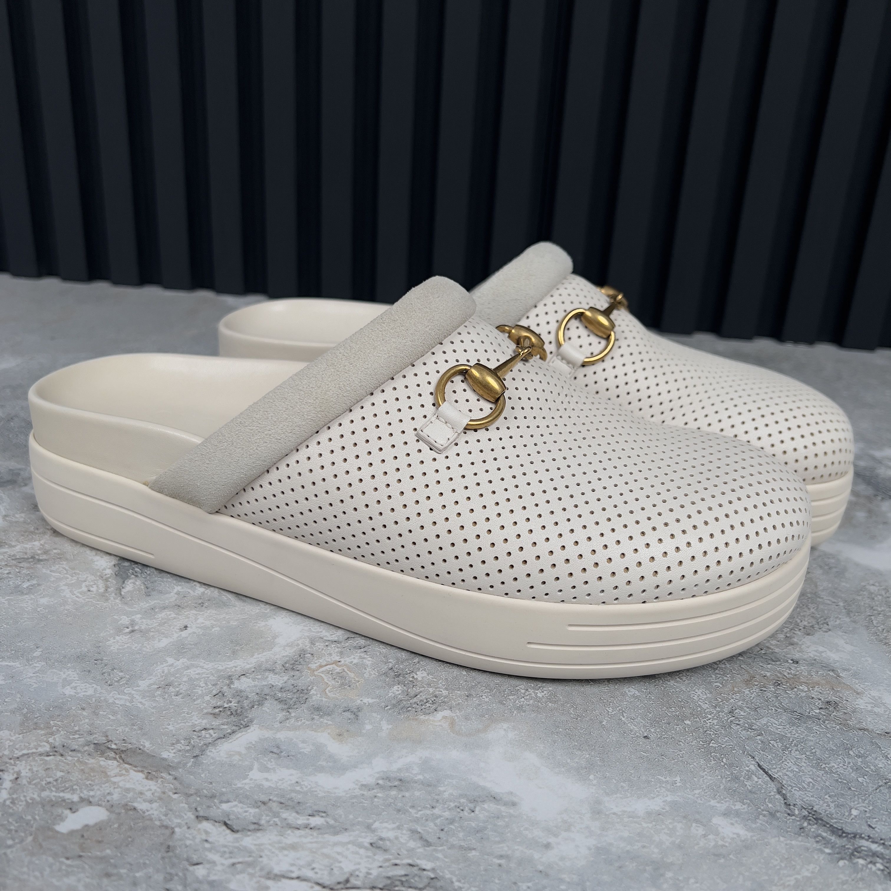 Gucci GUCCI Horsebit Platform Mallorca Mule Perforated Leather Size US 8.5 / EU 41-42 - 7 Thumbnail