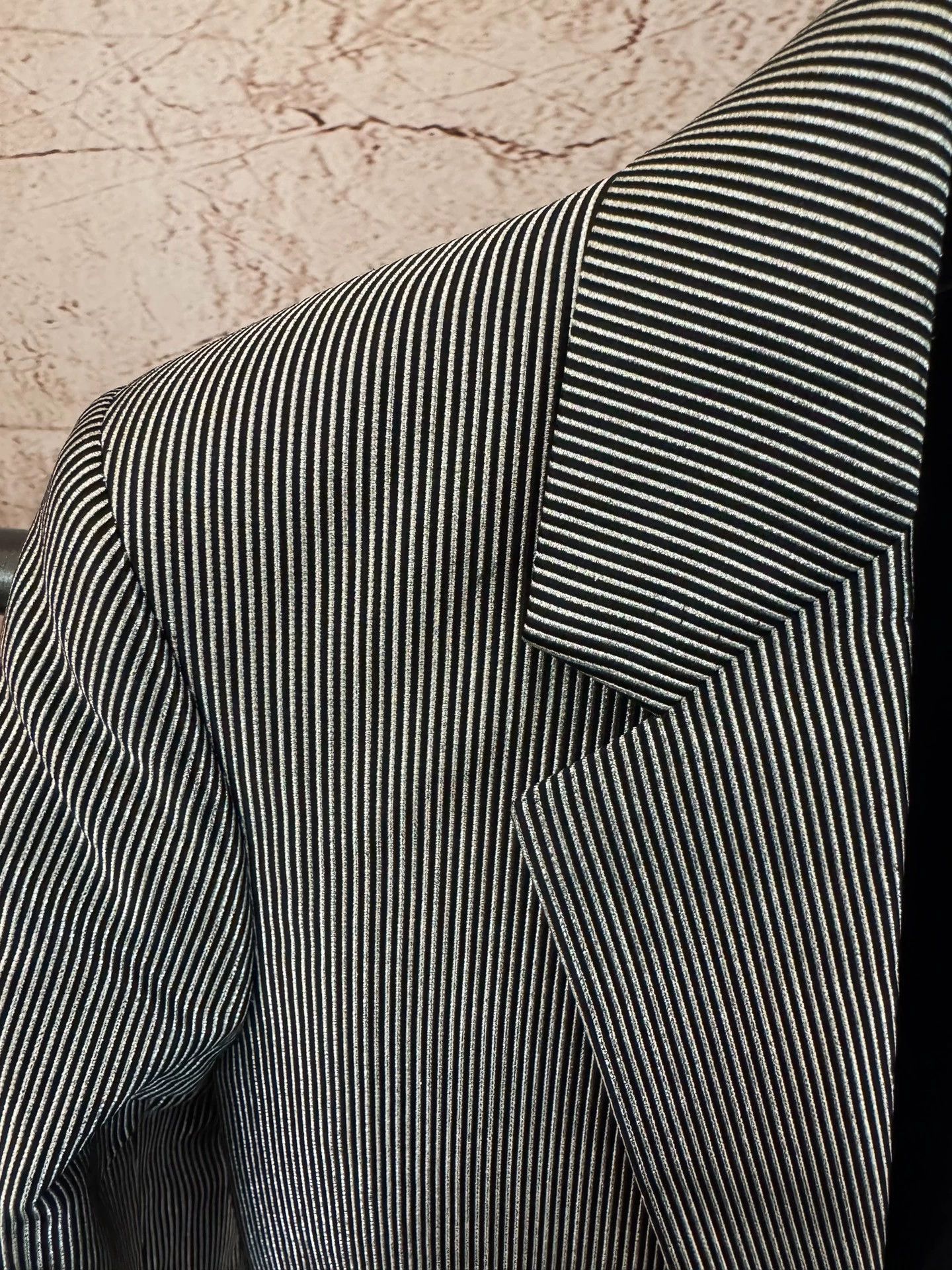 Saint Laurent Paris SLP Women's Striped Silk-Blend Shimmer Blazer 34 Size XS / US 0-2 / IT 36-38 - 3 Thumbnail