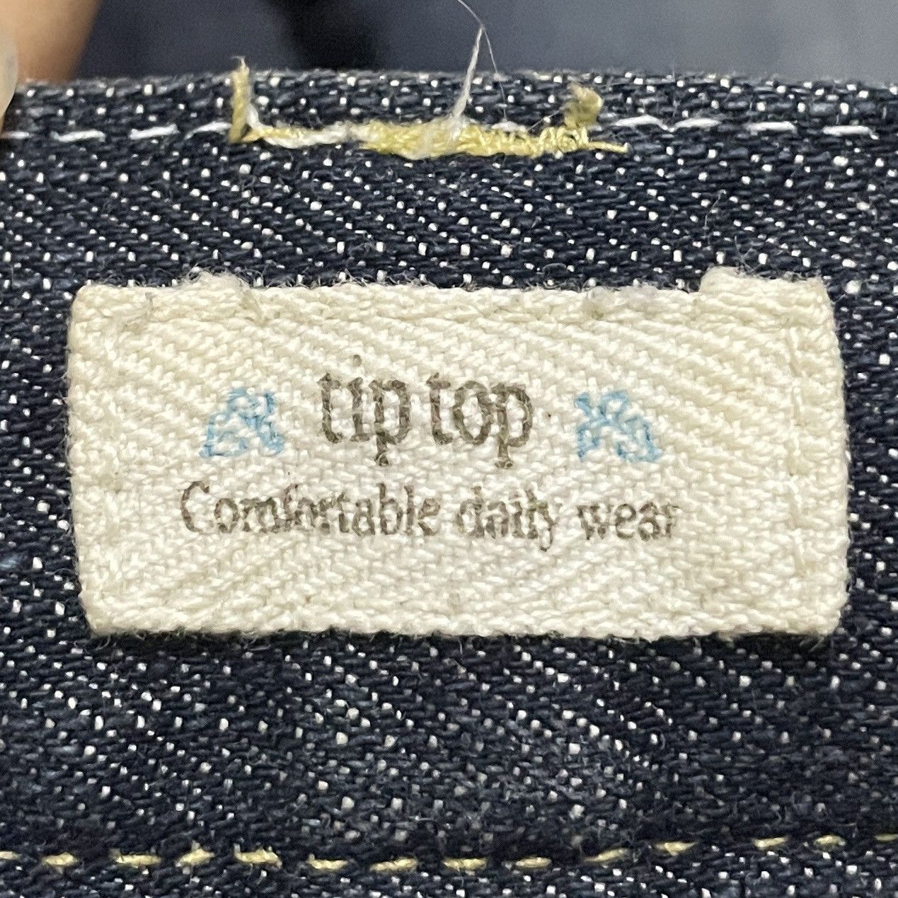 Le Grande Bleu (L.G.B.) Rare Design Vintage Japanese Brand Tip Top Jeans 1990s Size US 31 - 9 Thumbnail