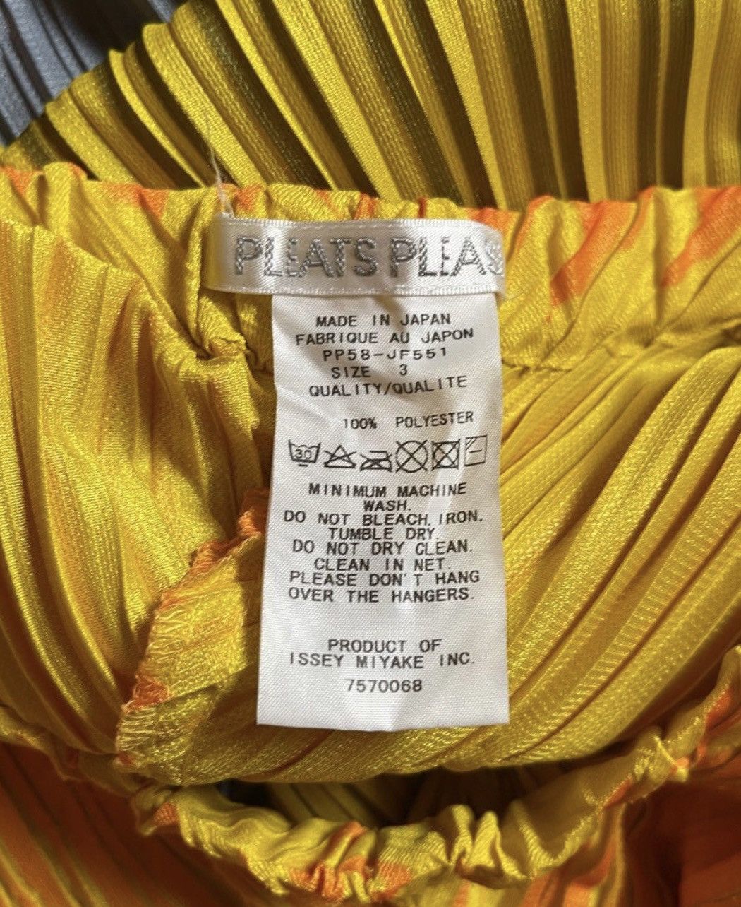 Issey Miyake × Japanese Brand × Pleats Please Issey Miyake 🔥Issey Miyake pleats please shorts Size US 30 / EU 46 - 3 Thumbnail