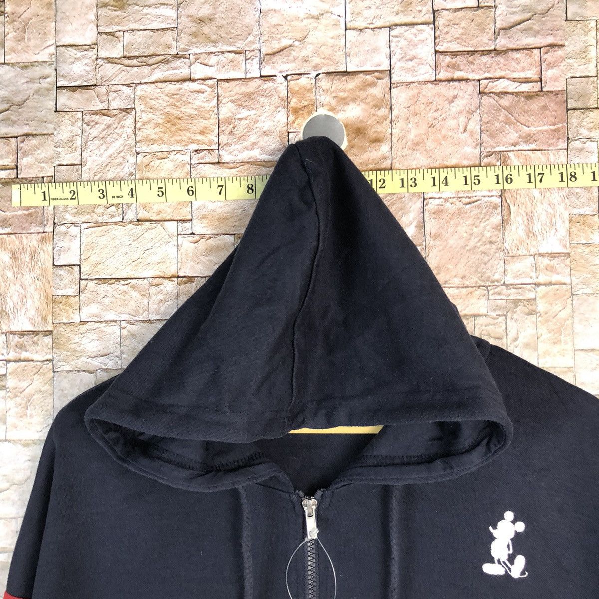 Disney Disney Mickey Mouse vintage sweatshirt Hoodie #A673 Size US L / EU 52-54 / 3 - 4 Thumbnail