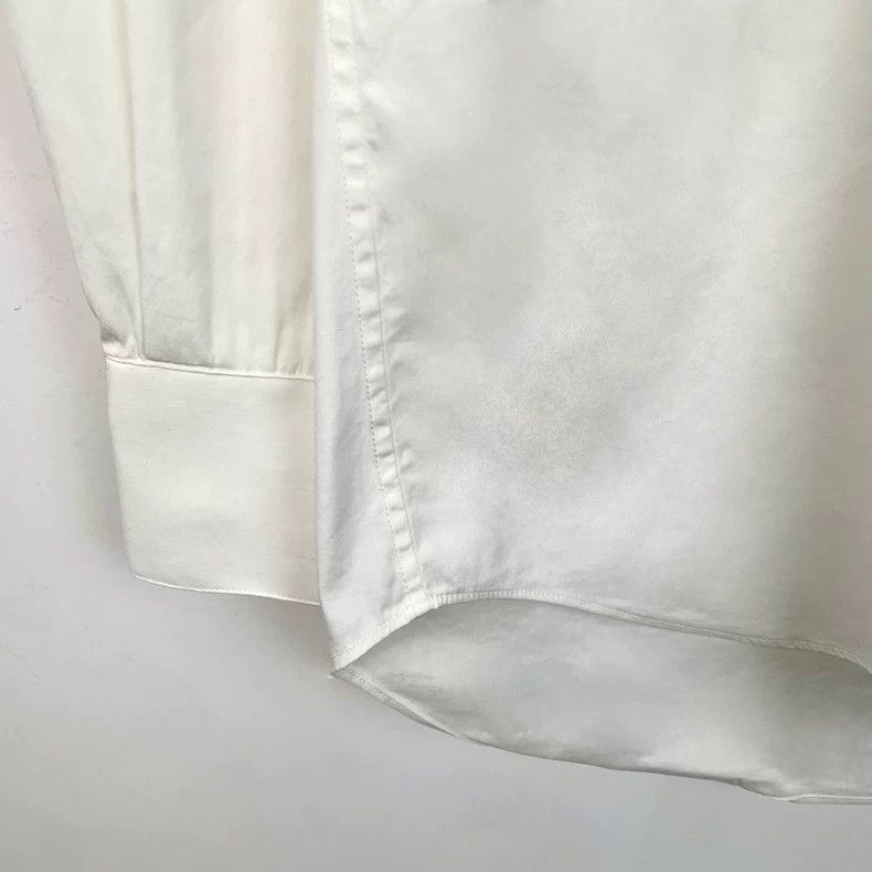 Dior Dior Size 37White bee embroidery cotton lapel long-sleeved Size US XS / EU 42 / 0 - 4 Thumbnail