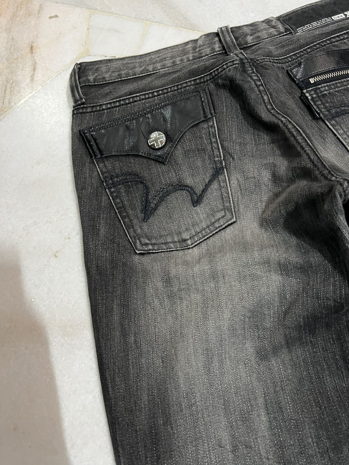 Edwin FLARE EDWIN XVS INSPIRED CHROME HEART STONE WASH JEAN Size US 33 - 17 Thumbnail