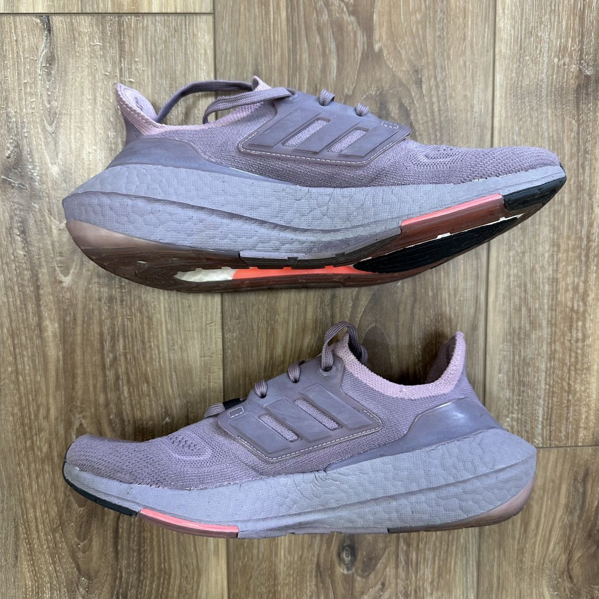 Adidas Women’s Adidas Ultraboost 22 Legacy Purple, GX5586, Size 7.5 Size US 7.5 / IT 37.5 - 3 Thumbnail