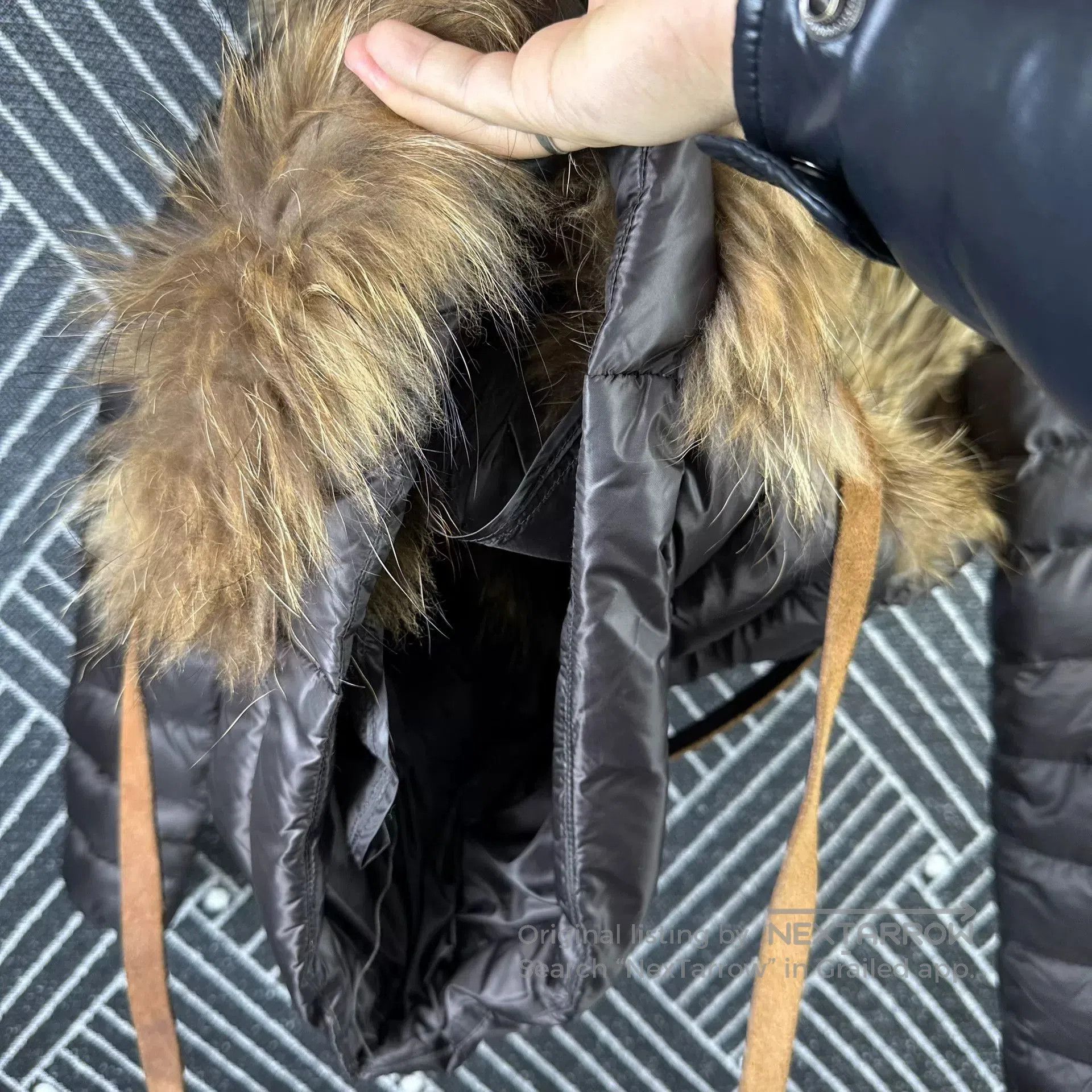 Moncler Moncler Raccoon Fur Trim Down Jacket. Size M / US 6-8 / IT 42-44 - 5 Thumbnail